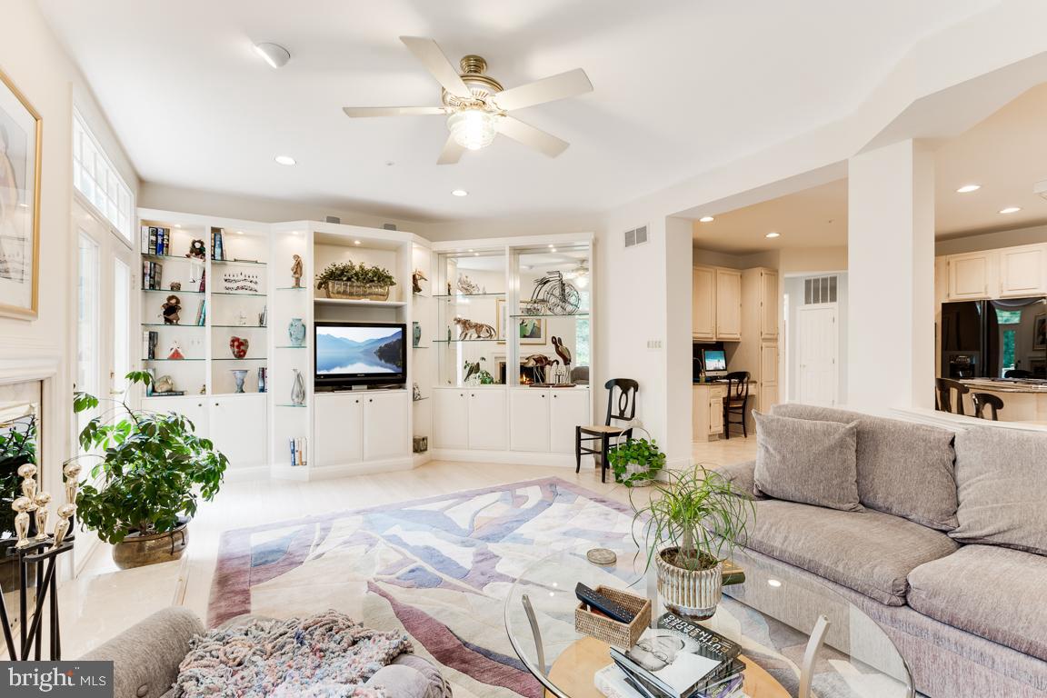 POTOMAC CREST - Residential