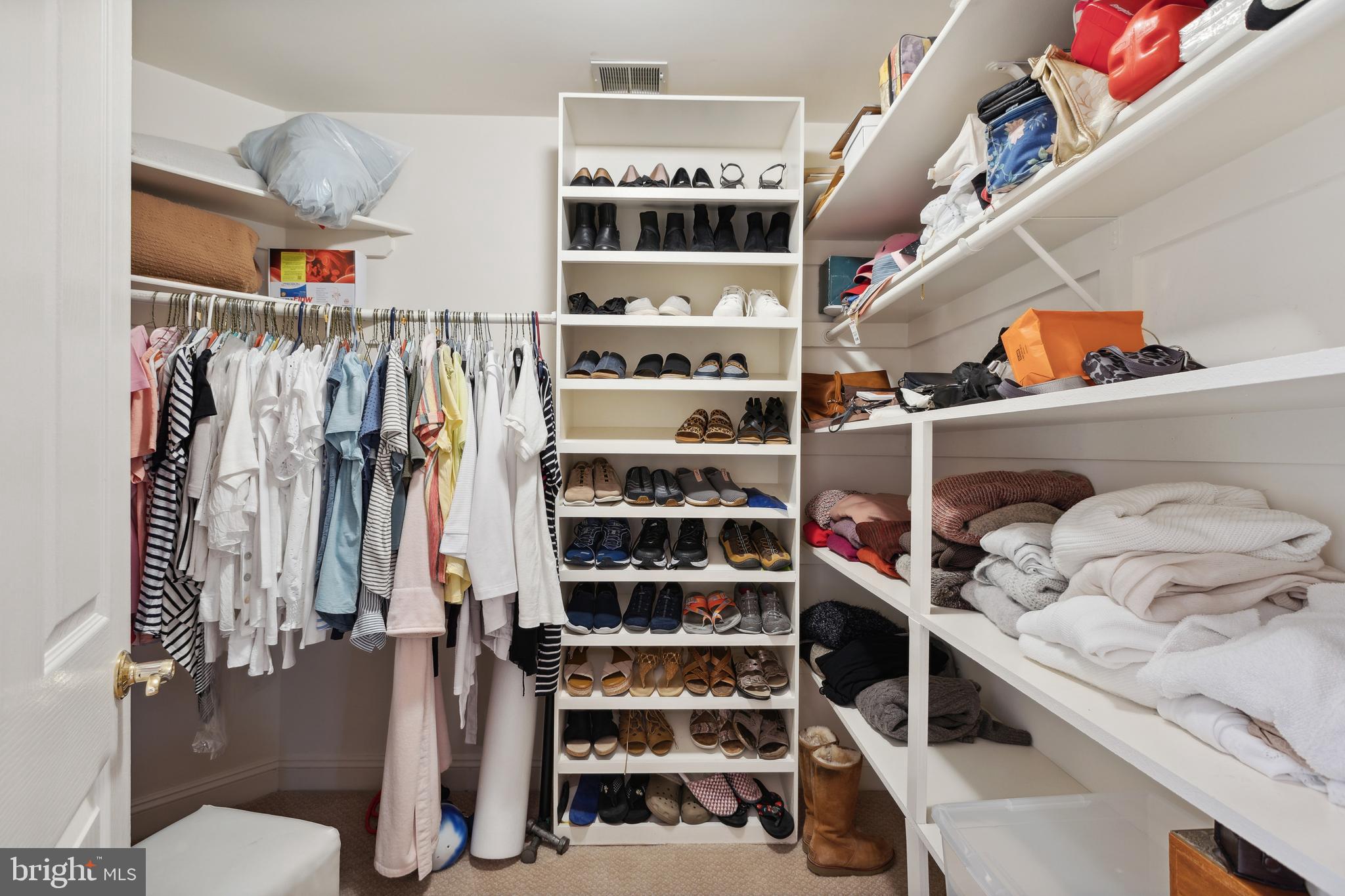 POTOMAC CREST - Residential