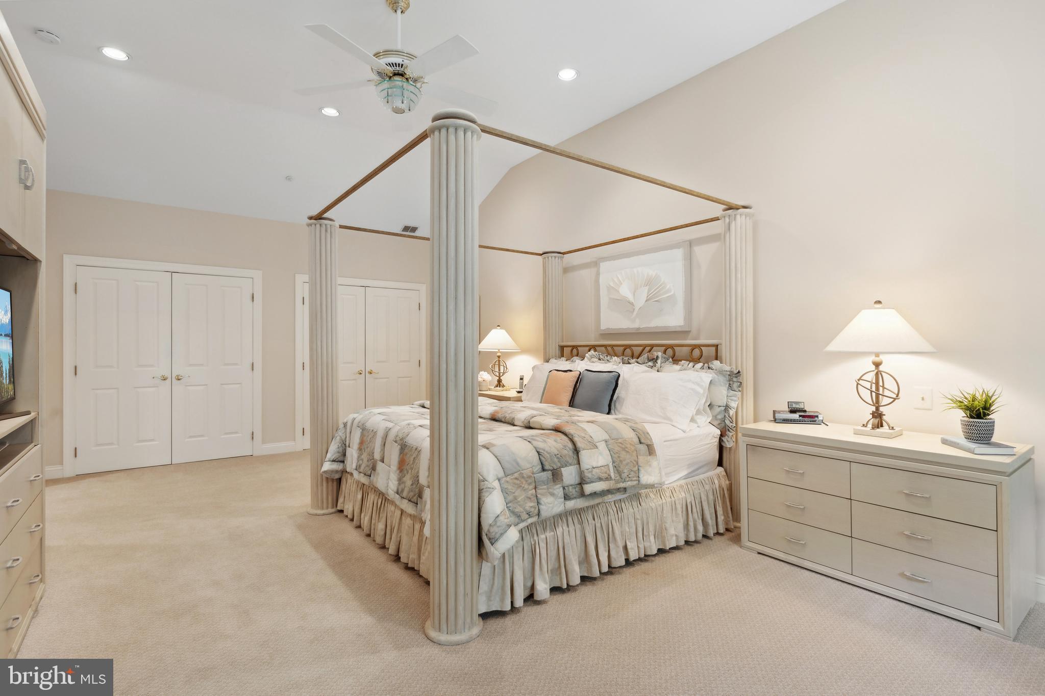 POTOMAC CREST - Residential