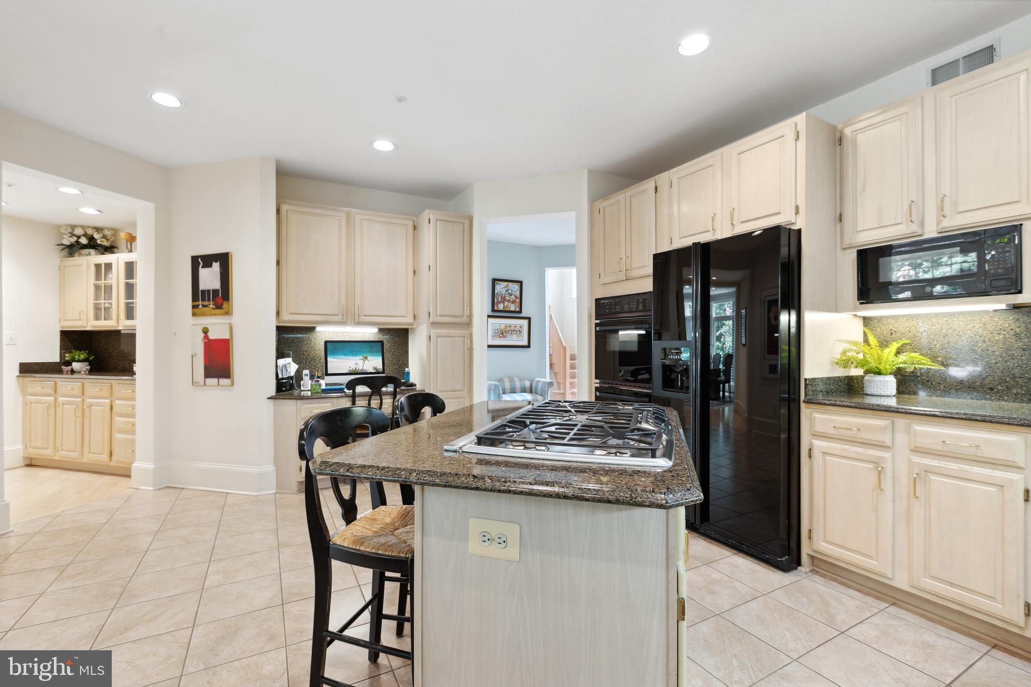 POTOMAC CREST - Residential