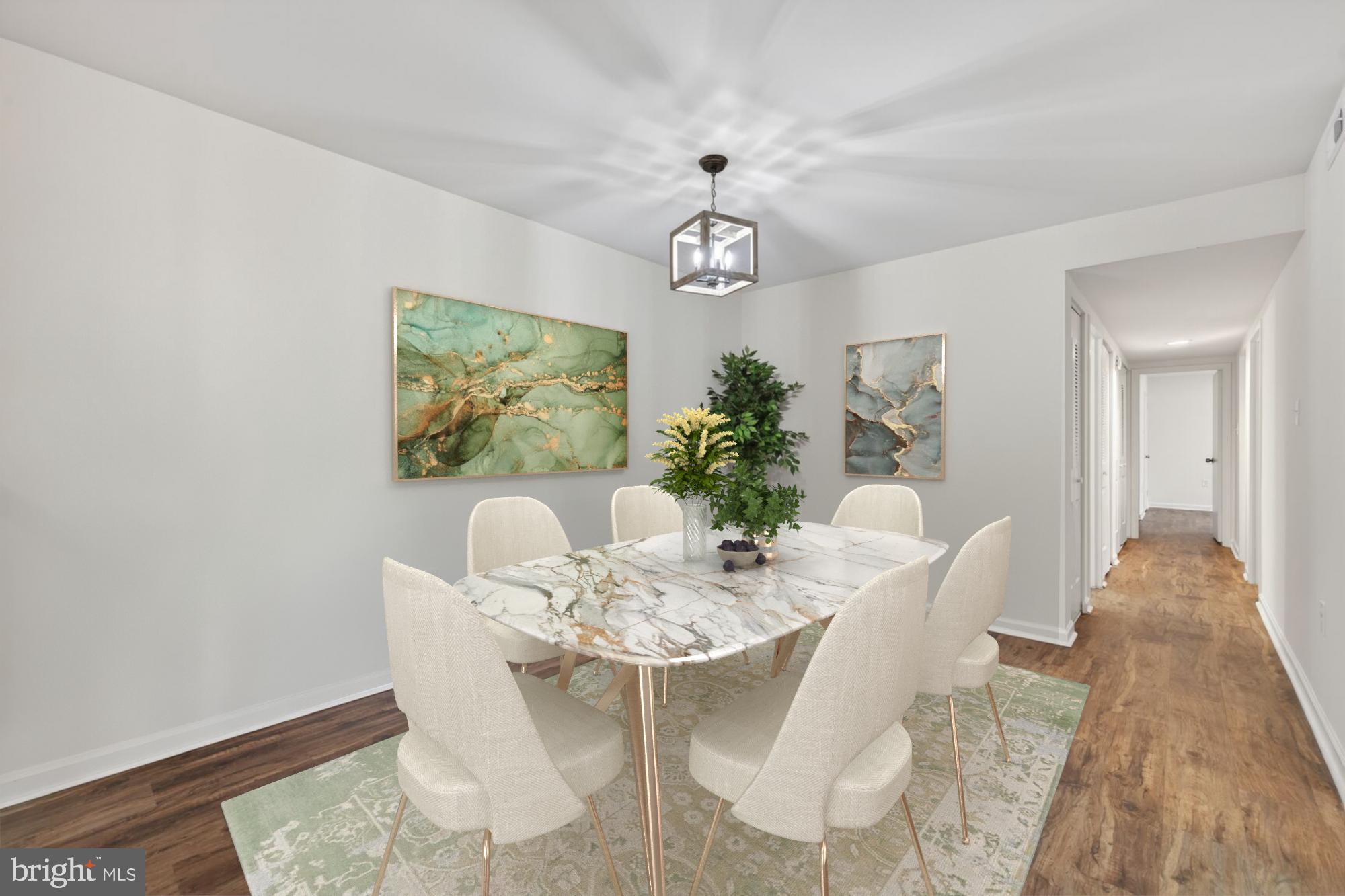 HYDE PARK - Residential