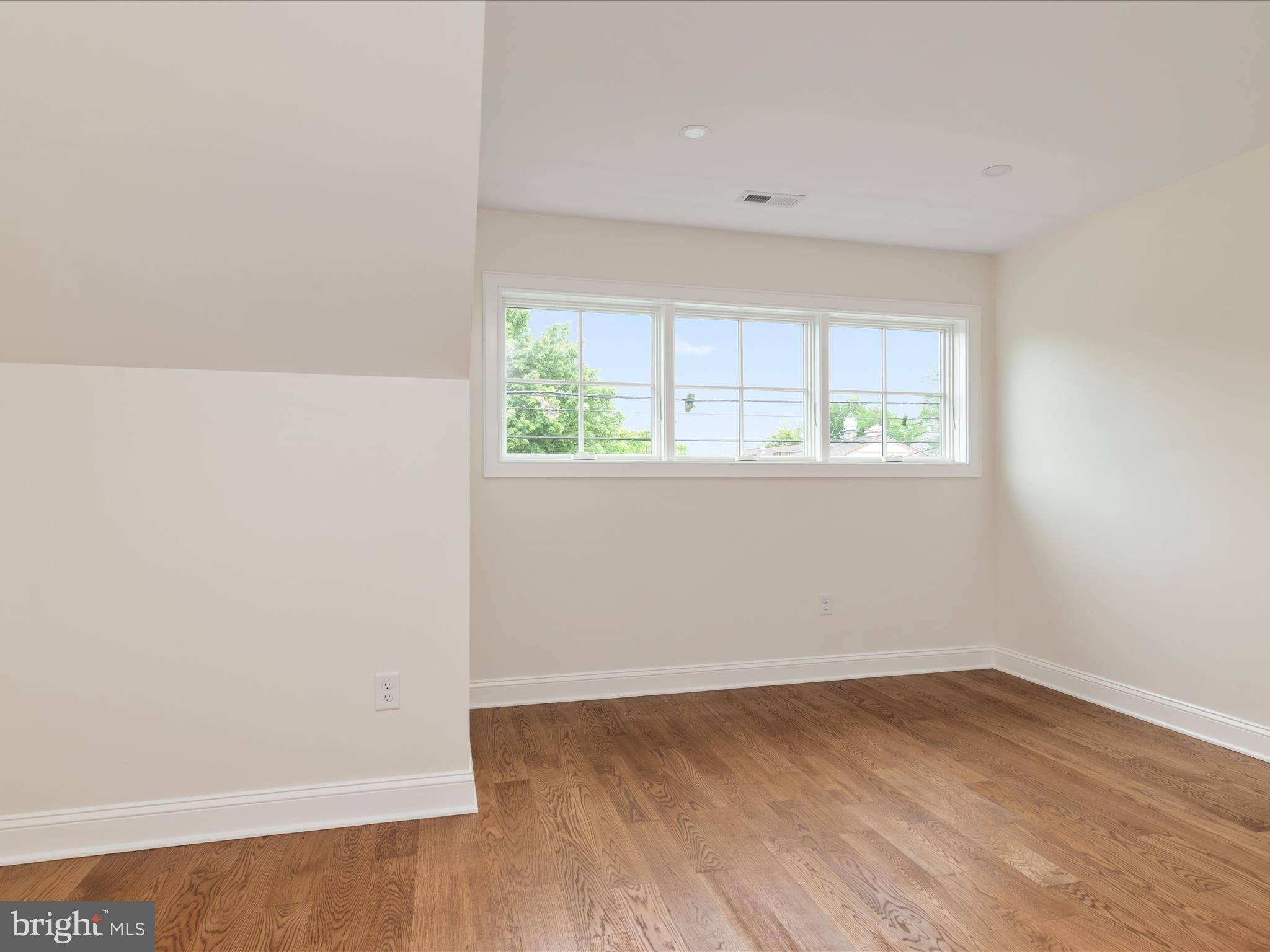 EASTPORT - Residential