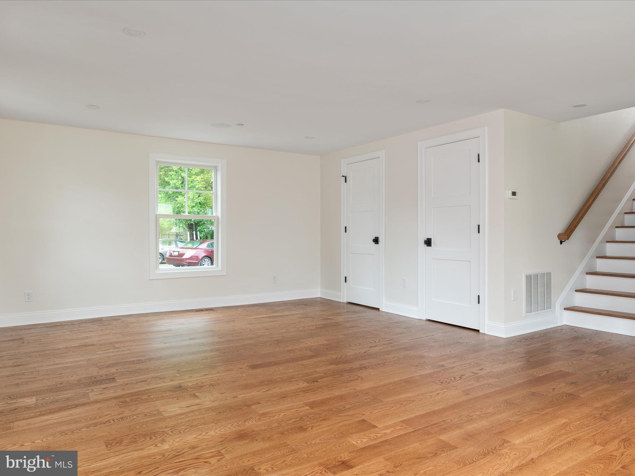 EASTPORT - Residential