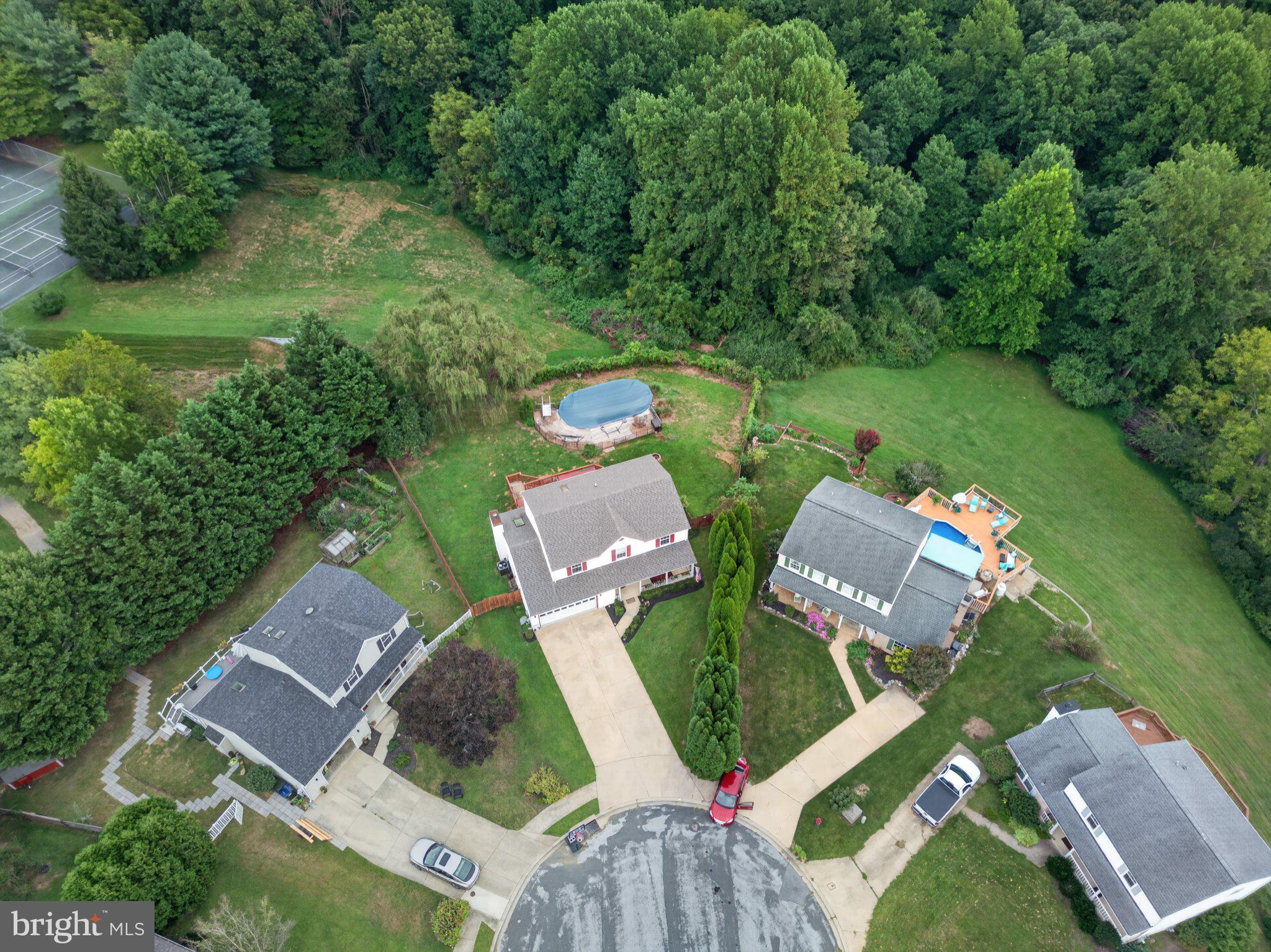 858 MARGO COURT