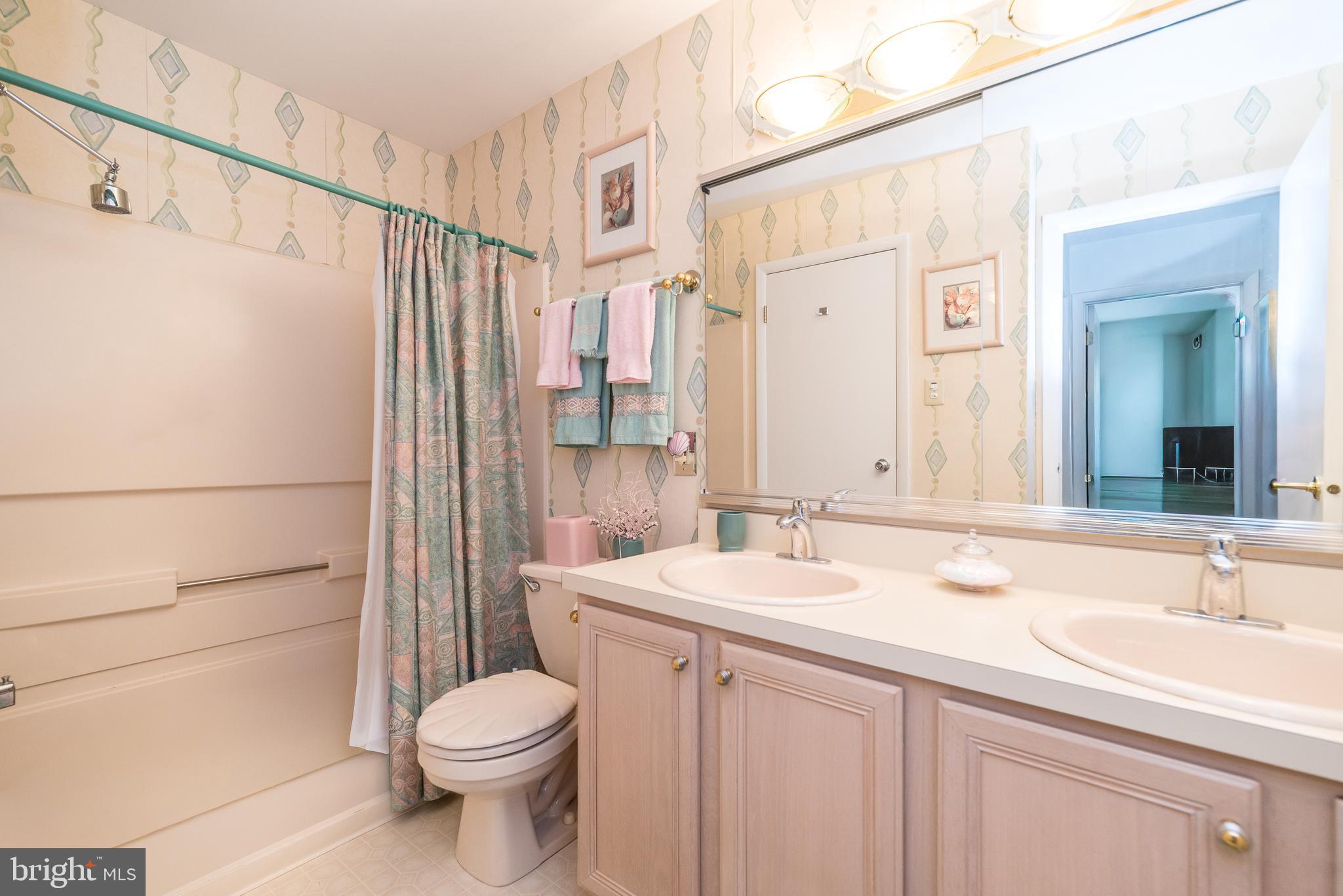 MONTGOMERY PLACE - Residential