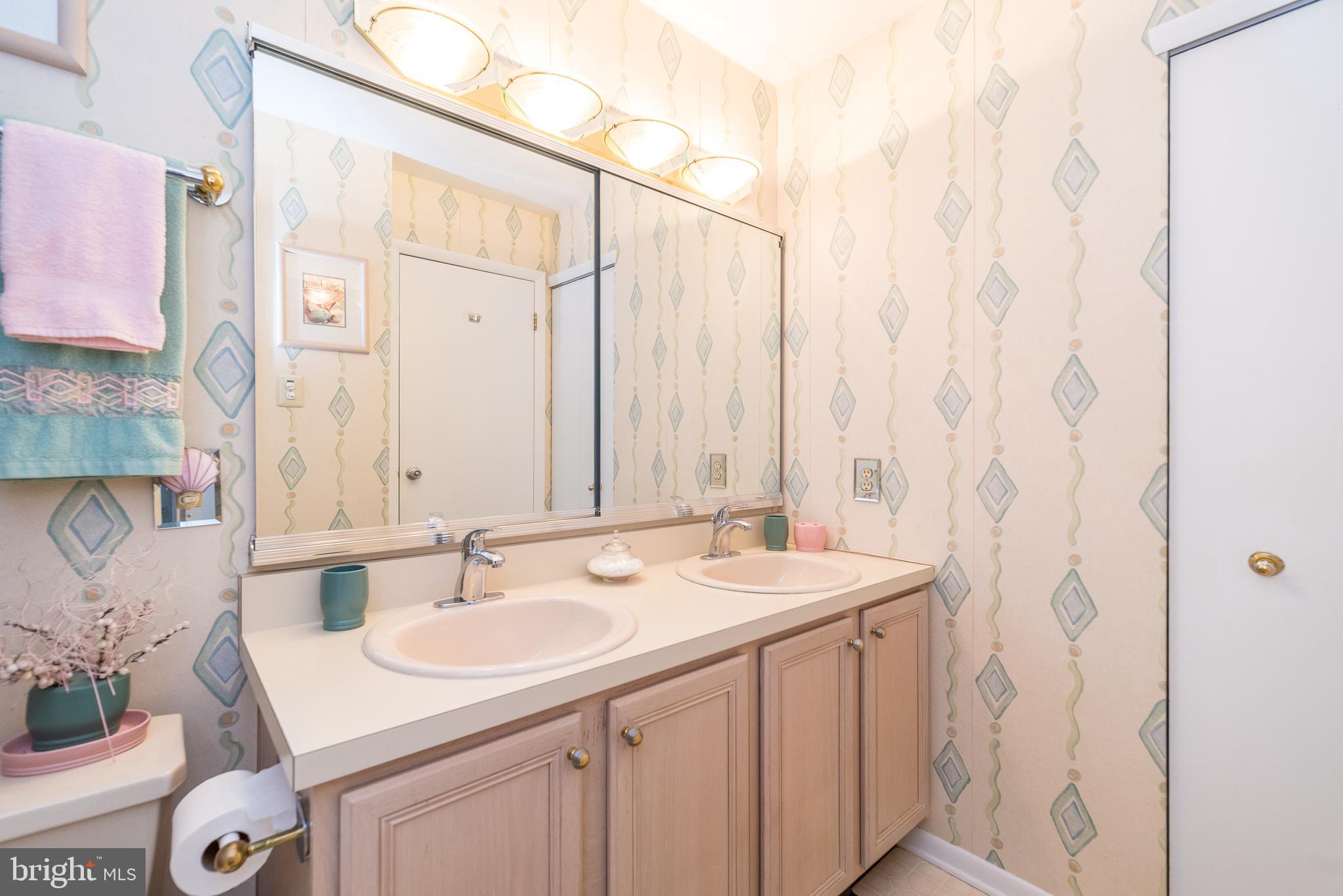 MONTGOMERY PLACE - Residential