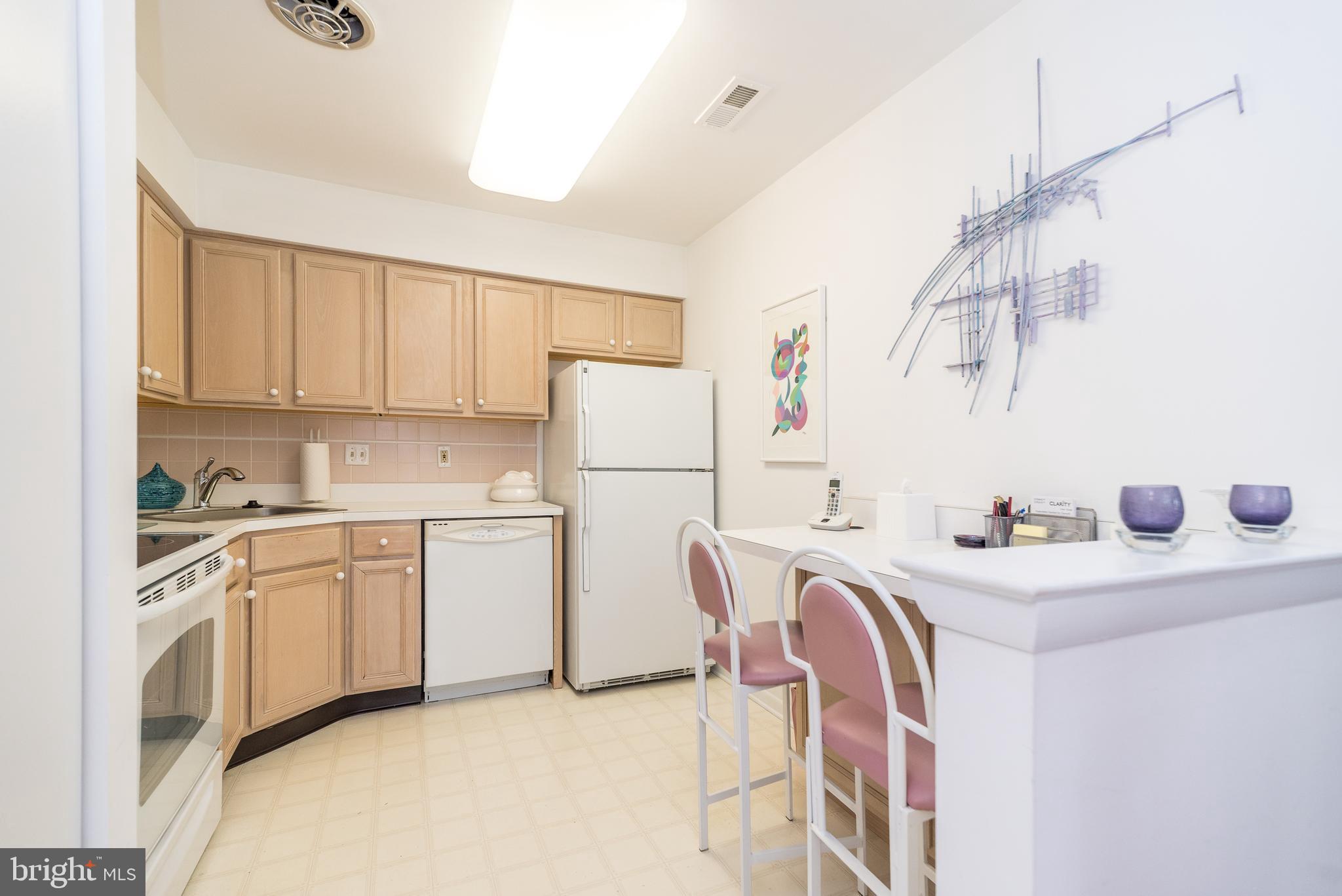 MONTGOMERY PLACE - Residential