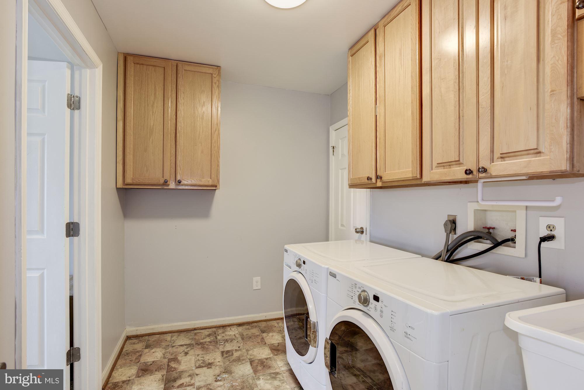 RIVERDALE PARK - Residential