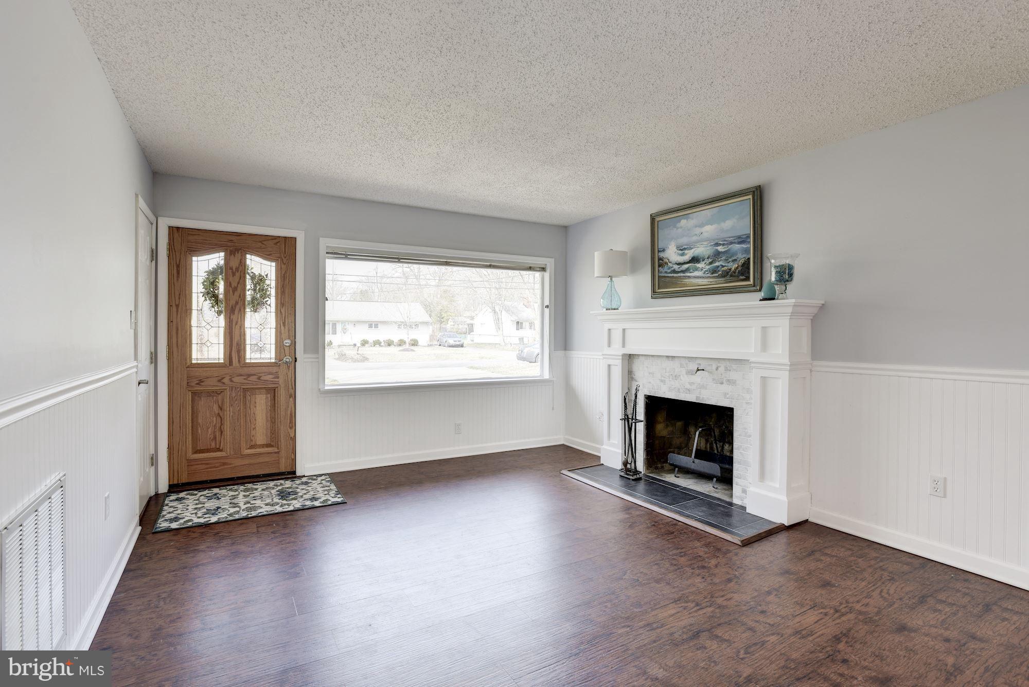 RIVERDALE PARK - Residential