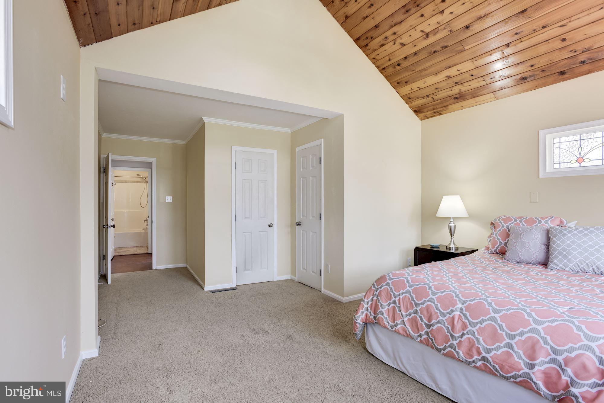 RIVERDALE PARK - Residential