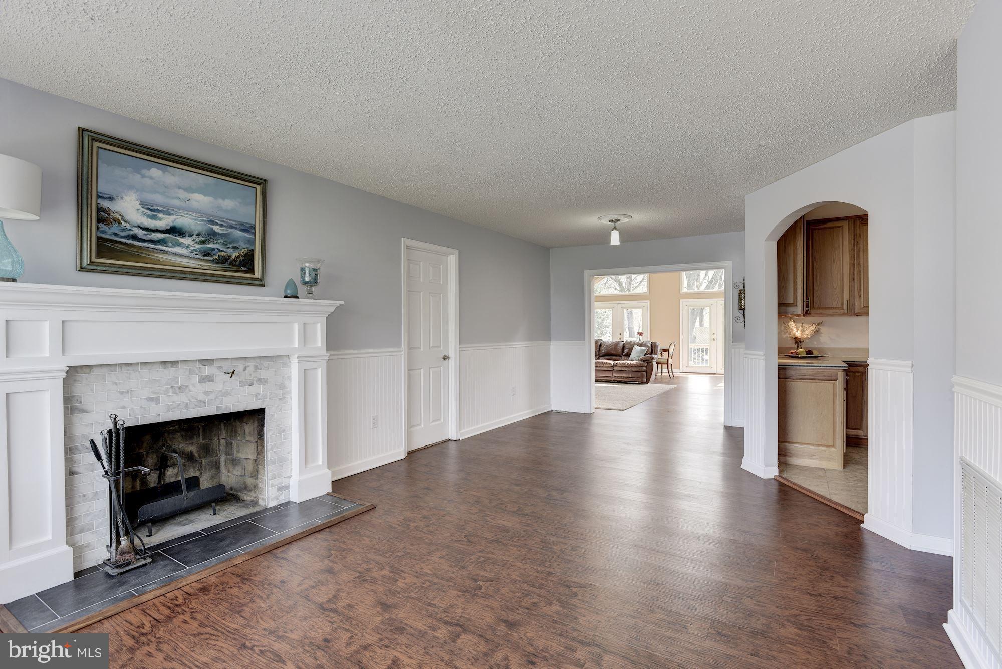 RIVERDALE PARK - Residential