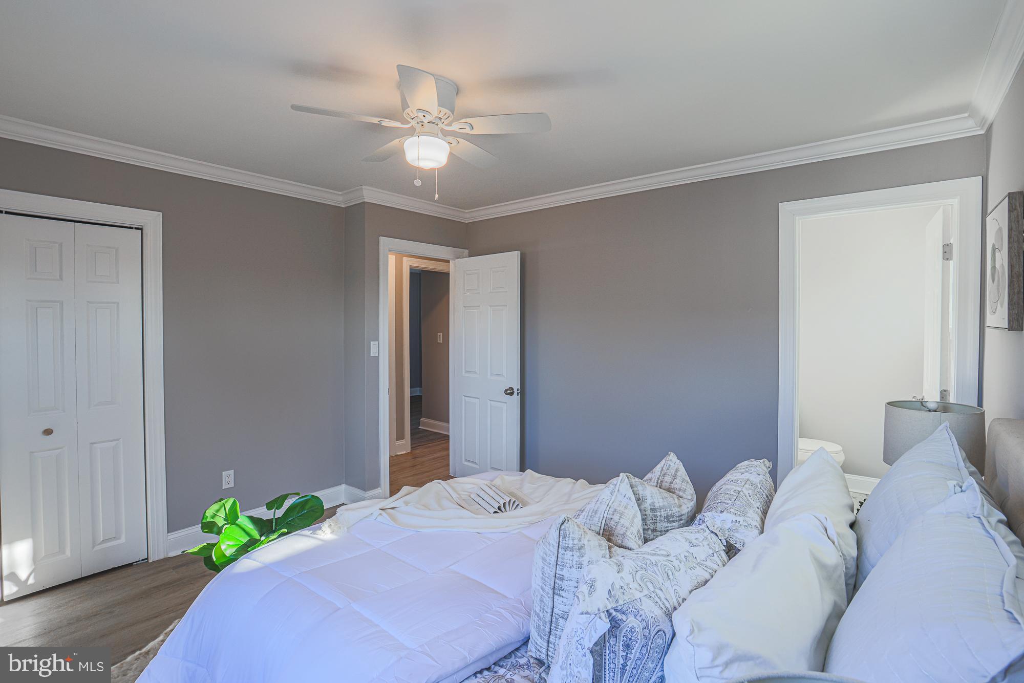 SUNRISE CEDARS - Residential