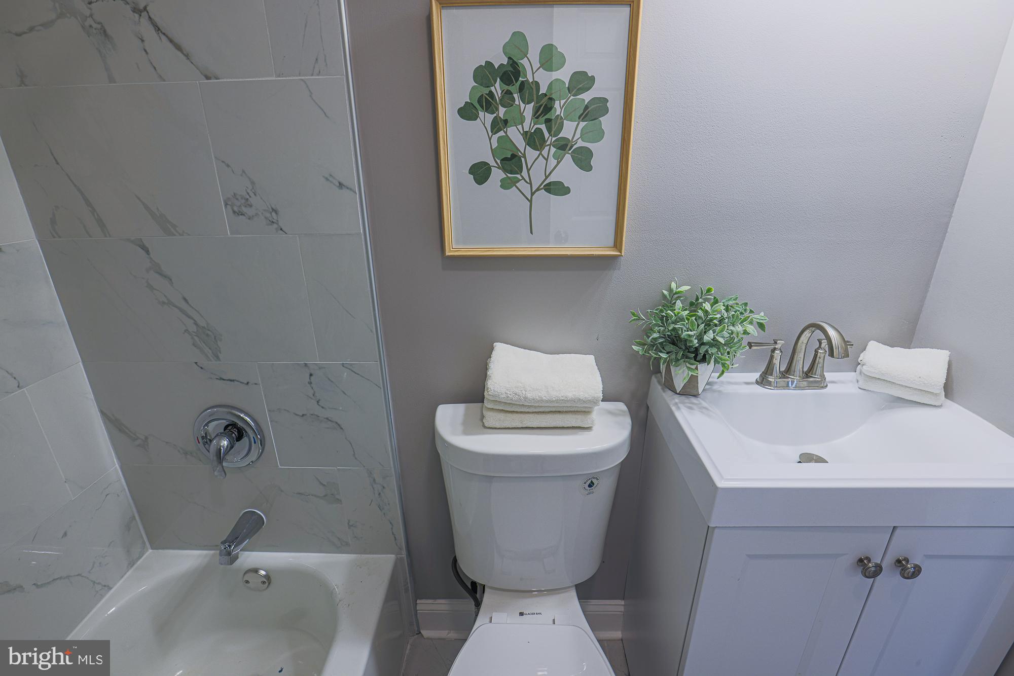 SUNRISE CEDARS - Residential