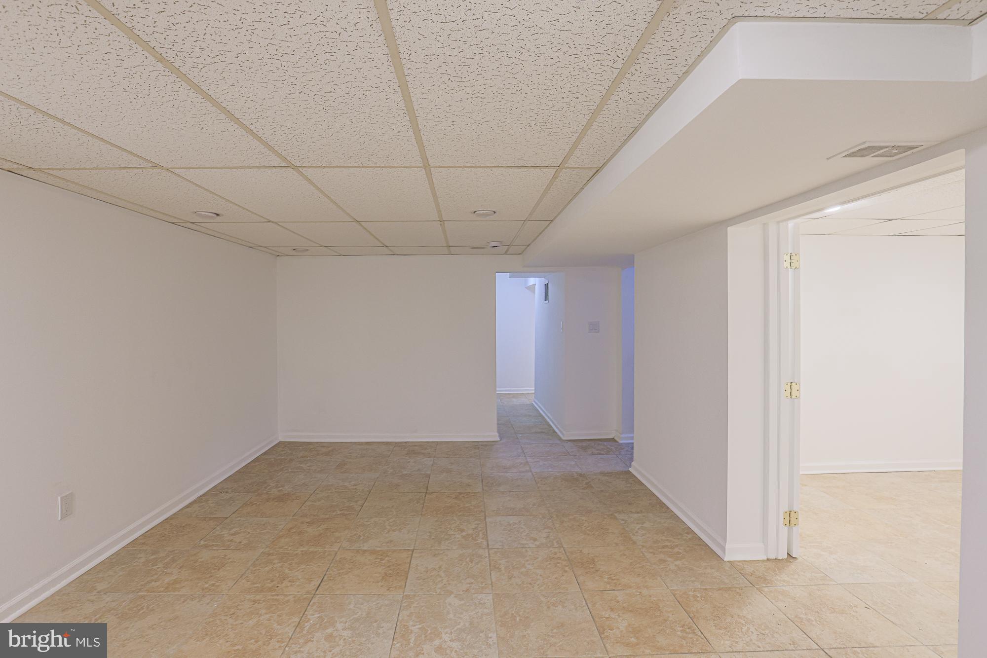 SUNRISE CEDARS - Residential