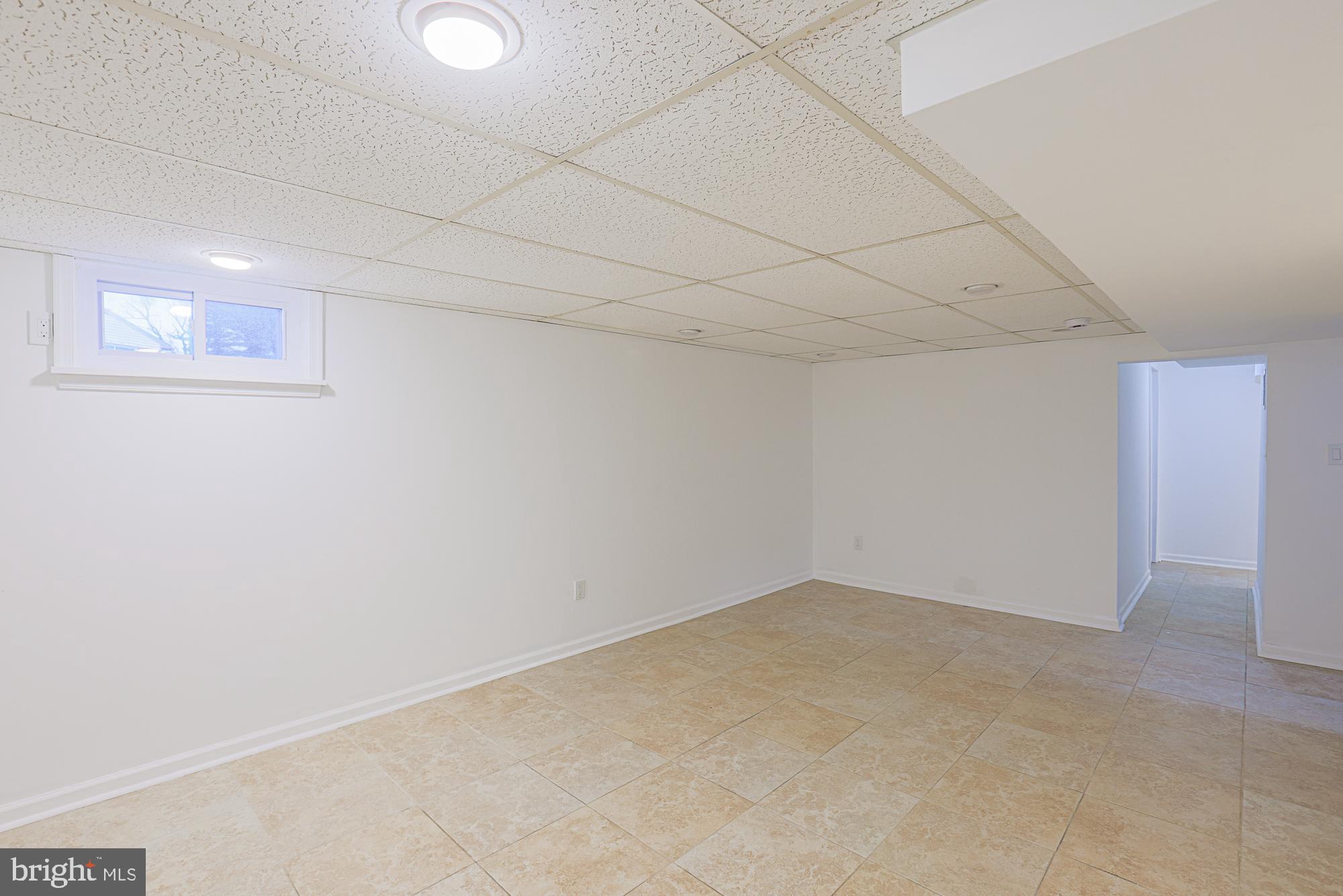 SUNRISE CEDARS - Residential