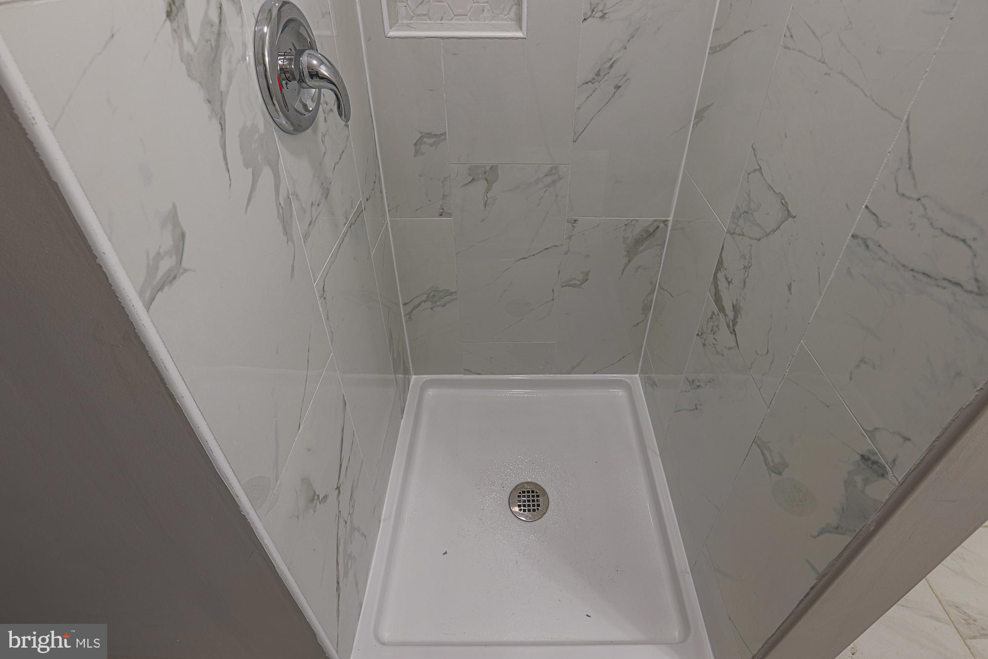 SUNRISE CEDARS - Residential