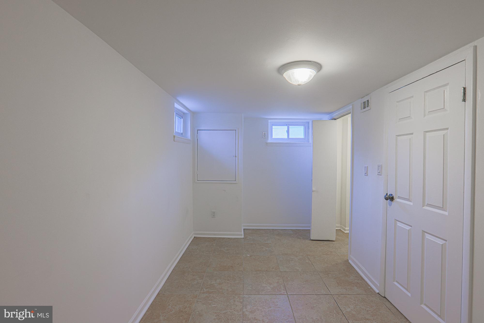 SUNRISE CEDARS - Residential