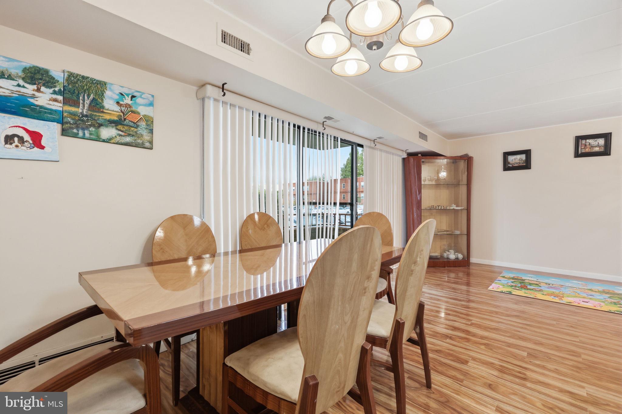 8910 KREWSTOWN ROAD 00 118
