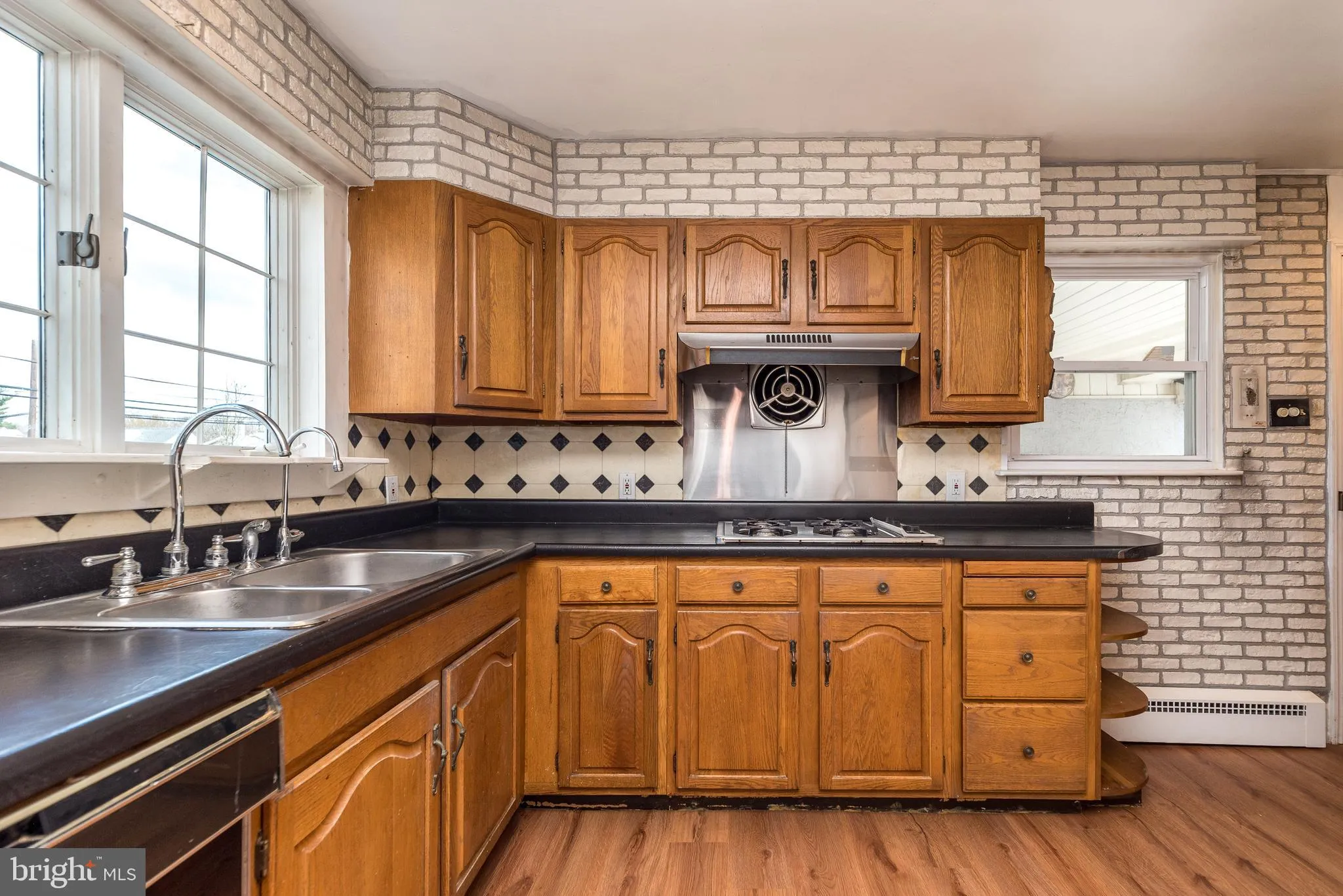 Bensalem, Pennsylvania 19020, United States, 3 Bedrooms Bedrooms, ,2 BathroomsBathrooms,Residential,Pending,99781