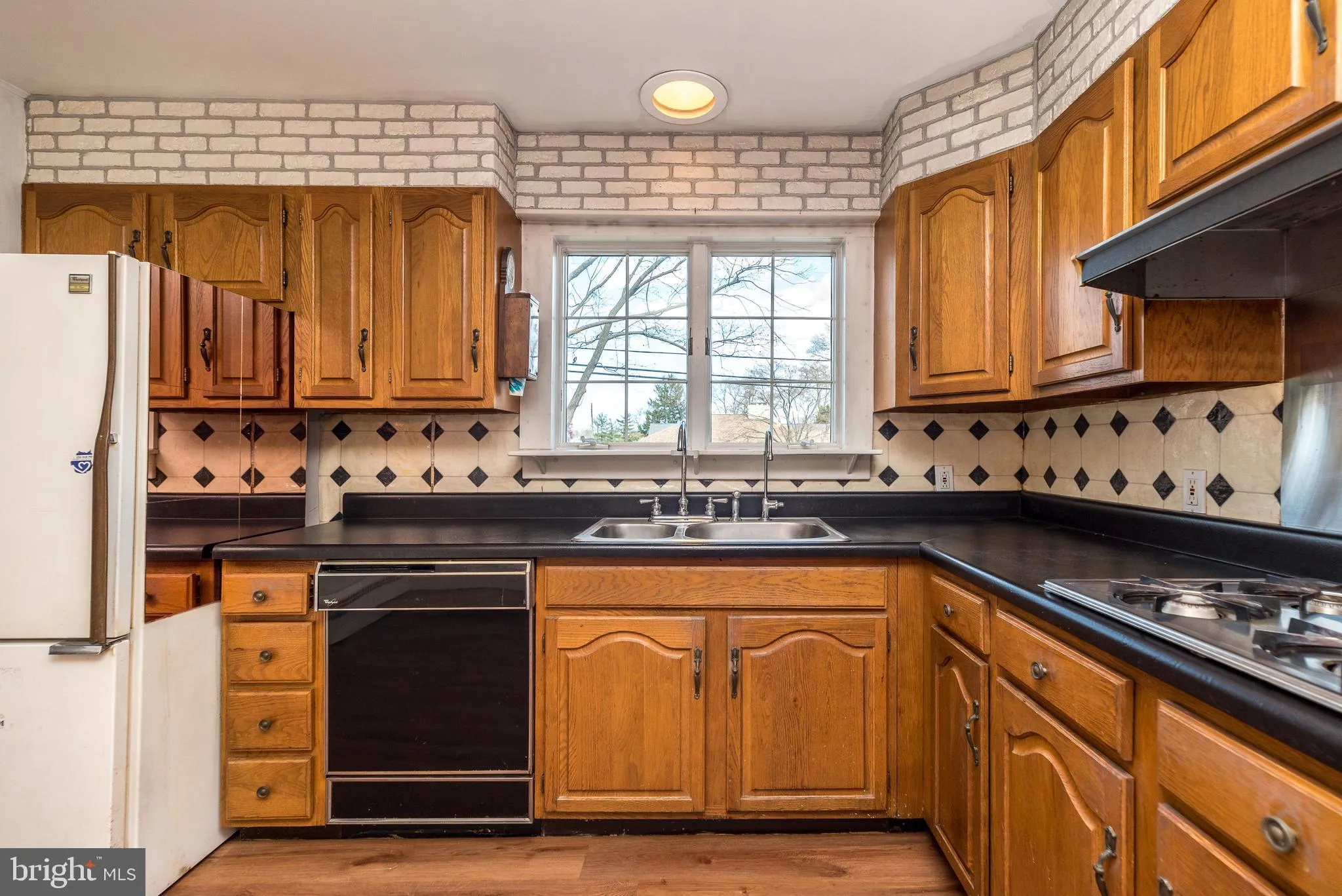 Bensalem, Pennsylvania 19020, United States, 3 Bedrooms Bedrooms, ,2 BathroomsBathrooms,Residential,Pending,99781