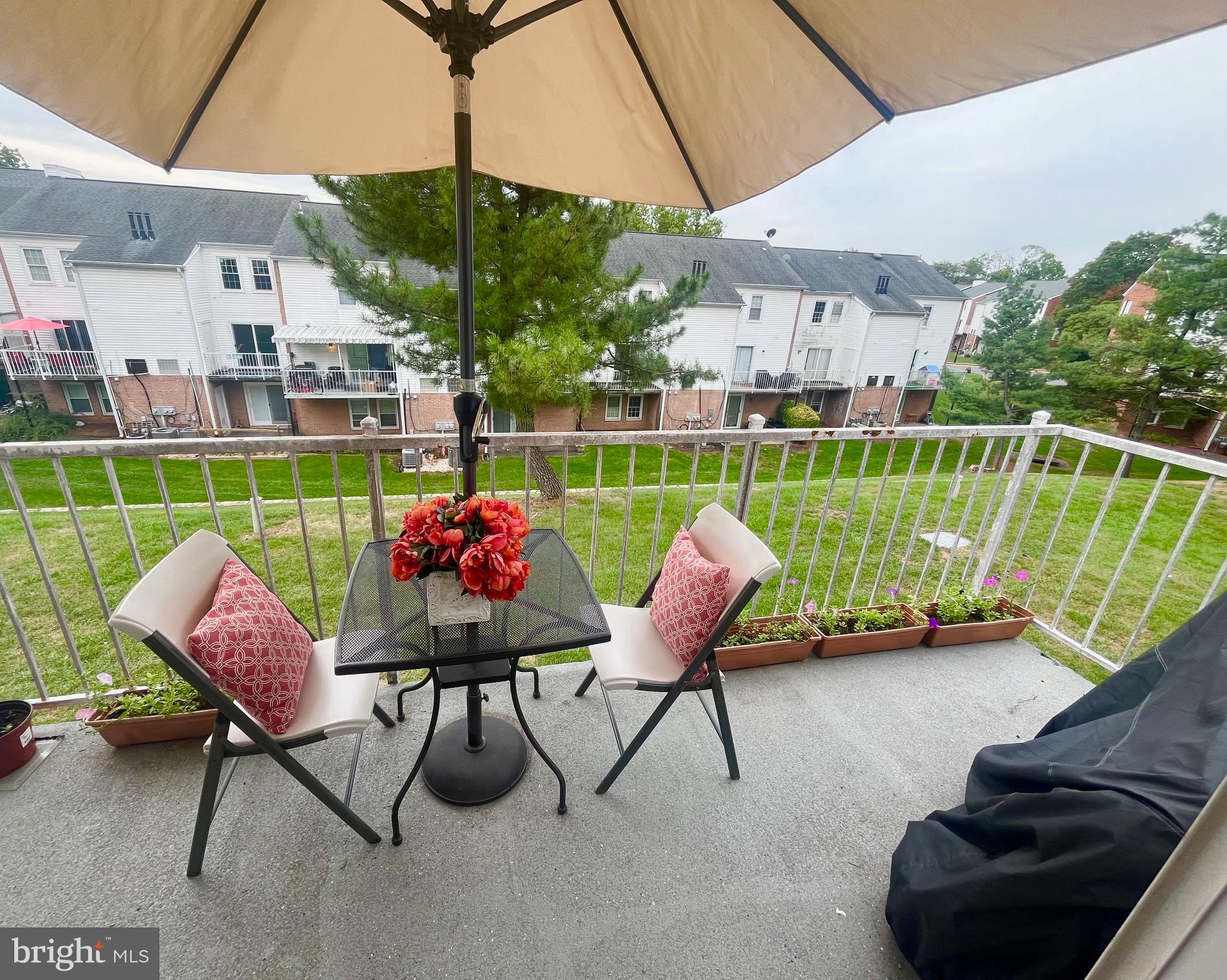 THE MEADOWS - Residential Lease