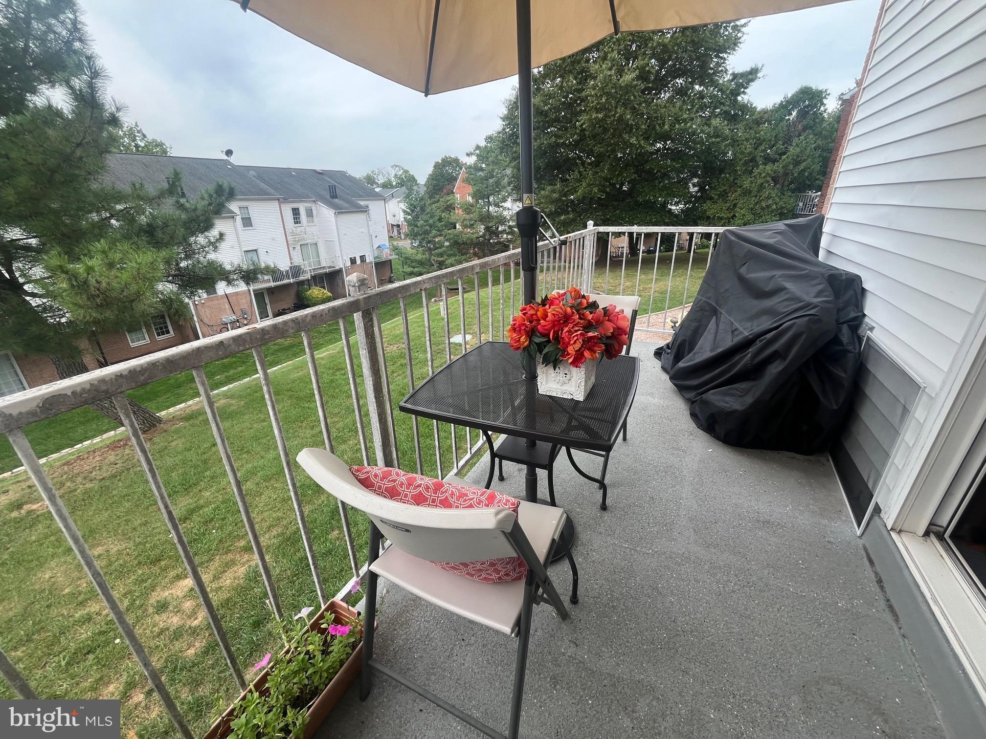 THE MEADOWS - Residential Lease