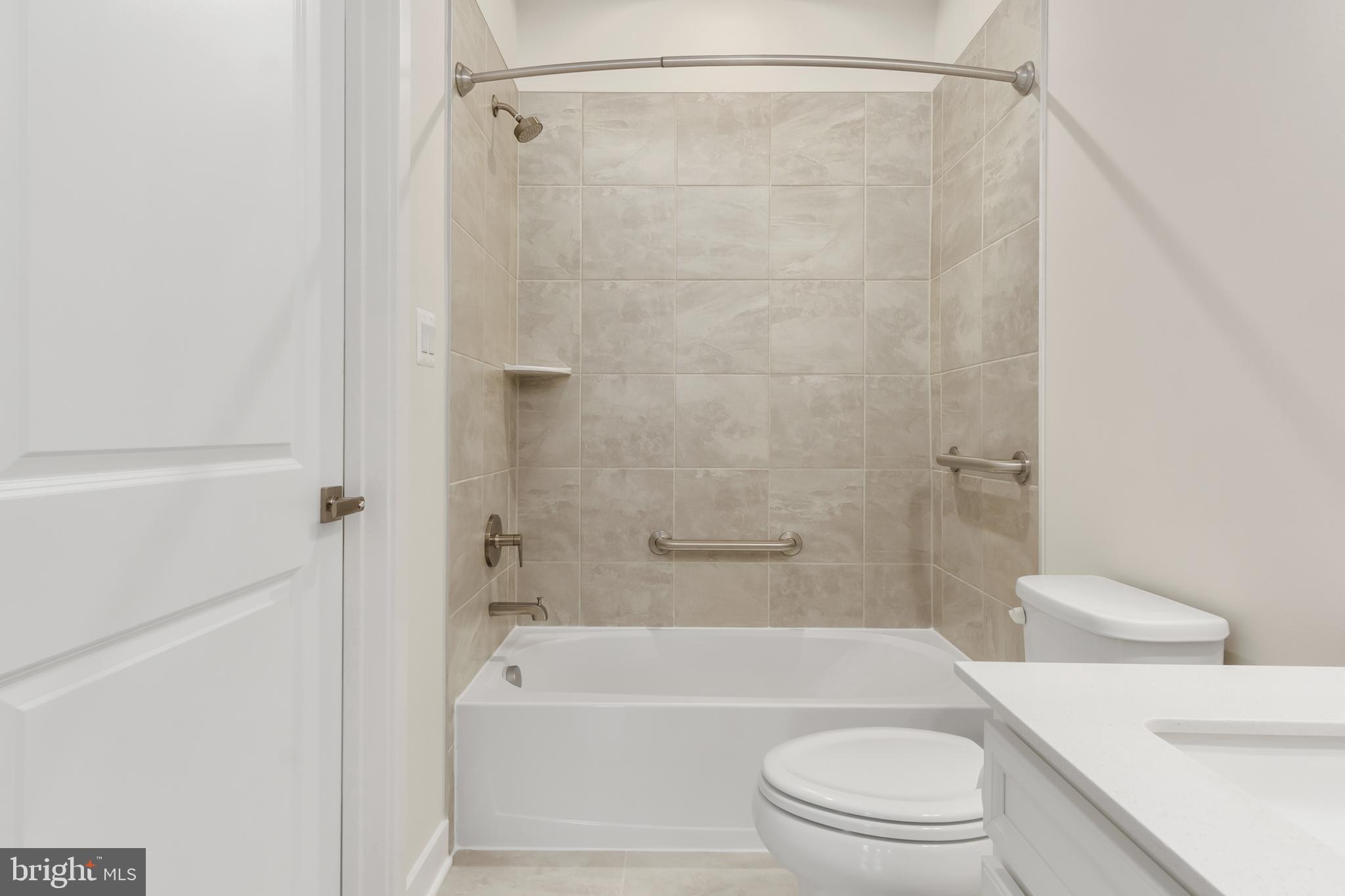 CROMWELL - Residential