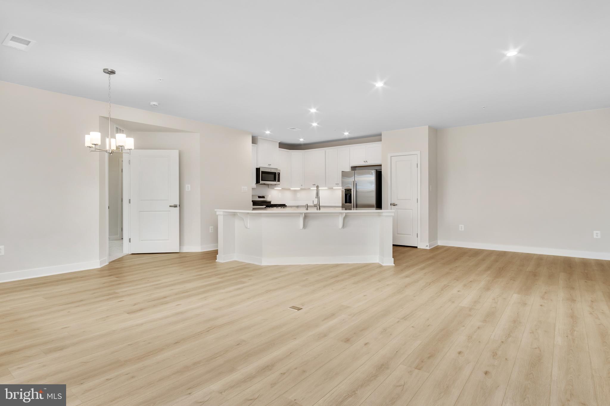 CROMWELL - Residential