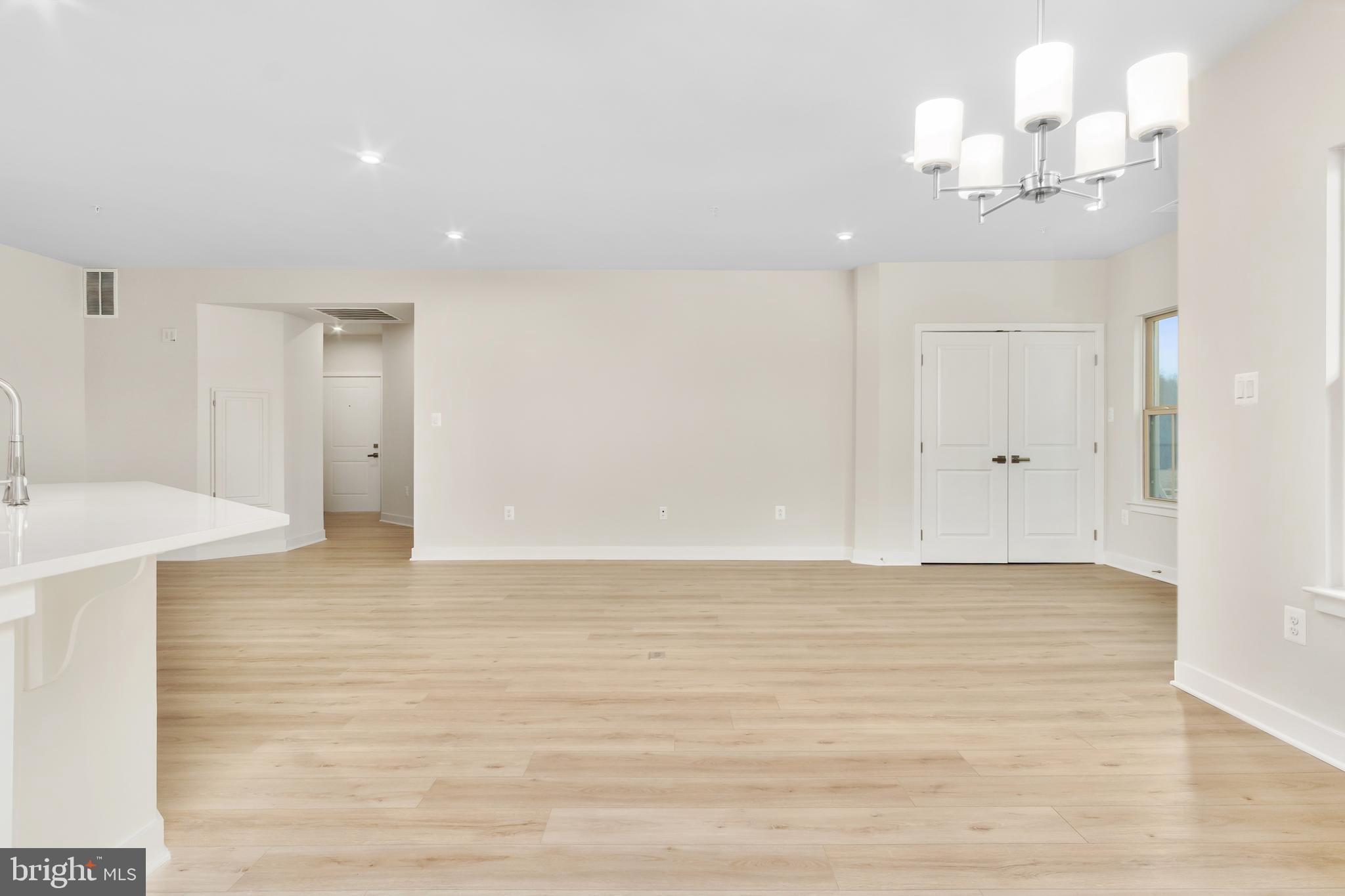 CROMWELL - Residential