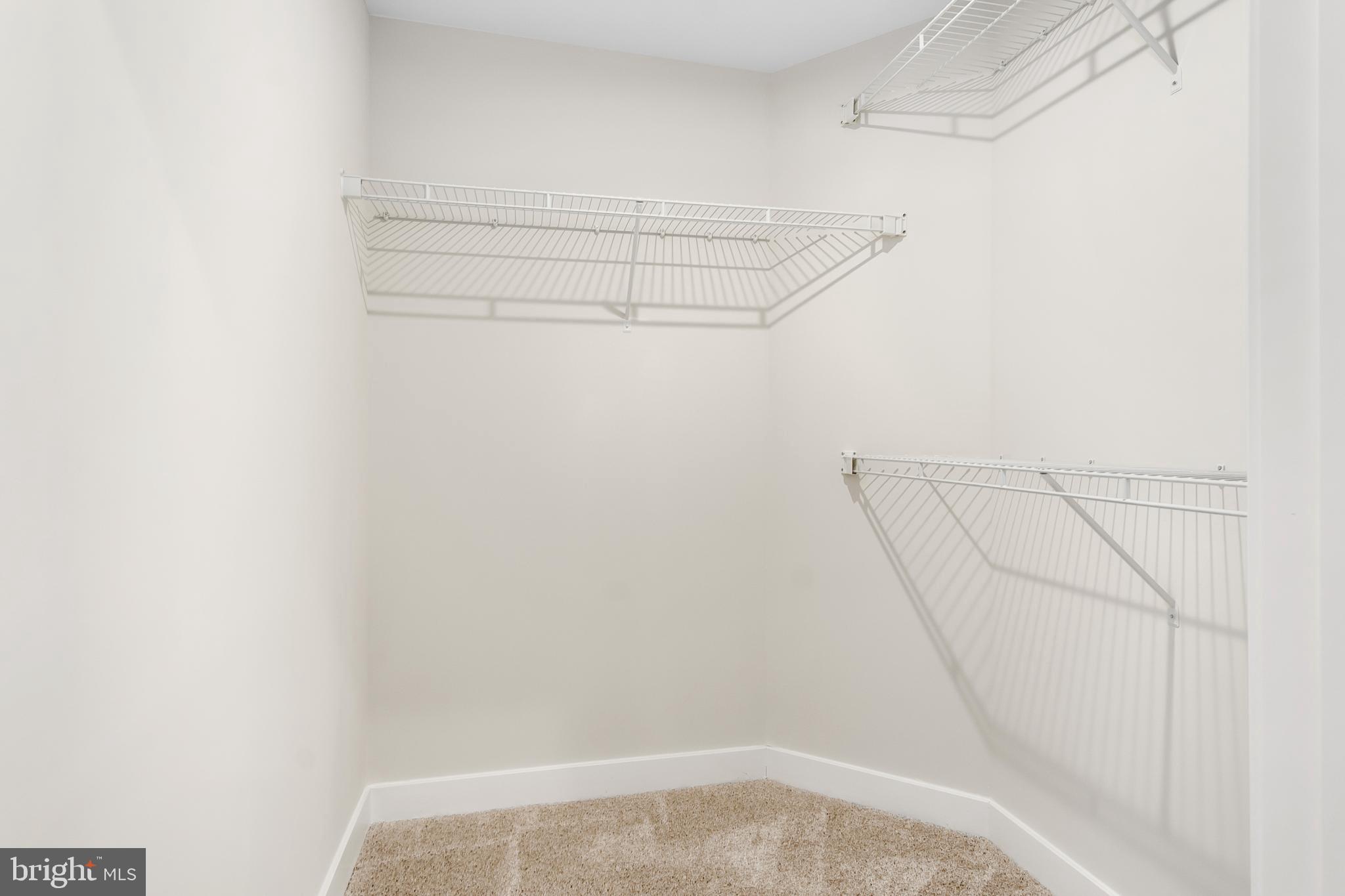 CROMWELL - Residential