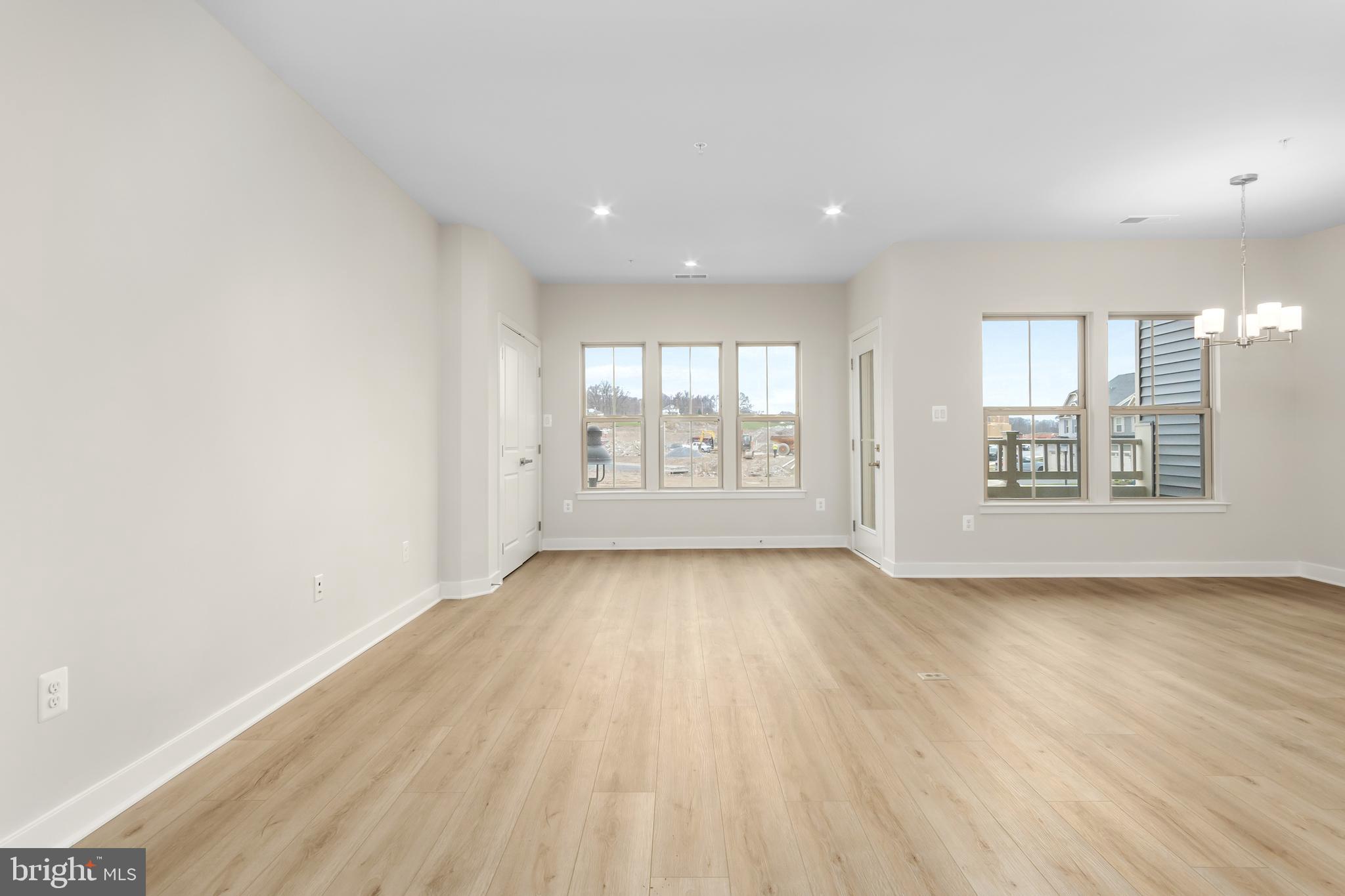 CROMWELL - Residential