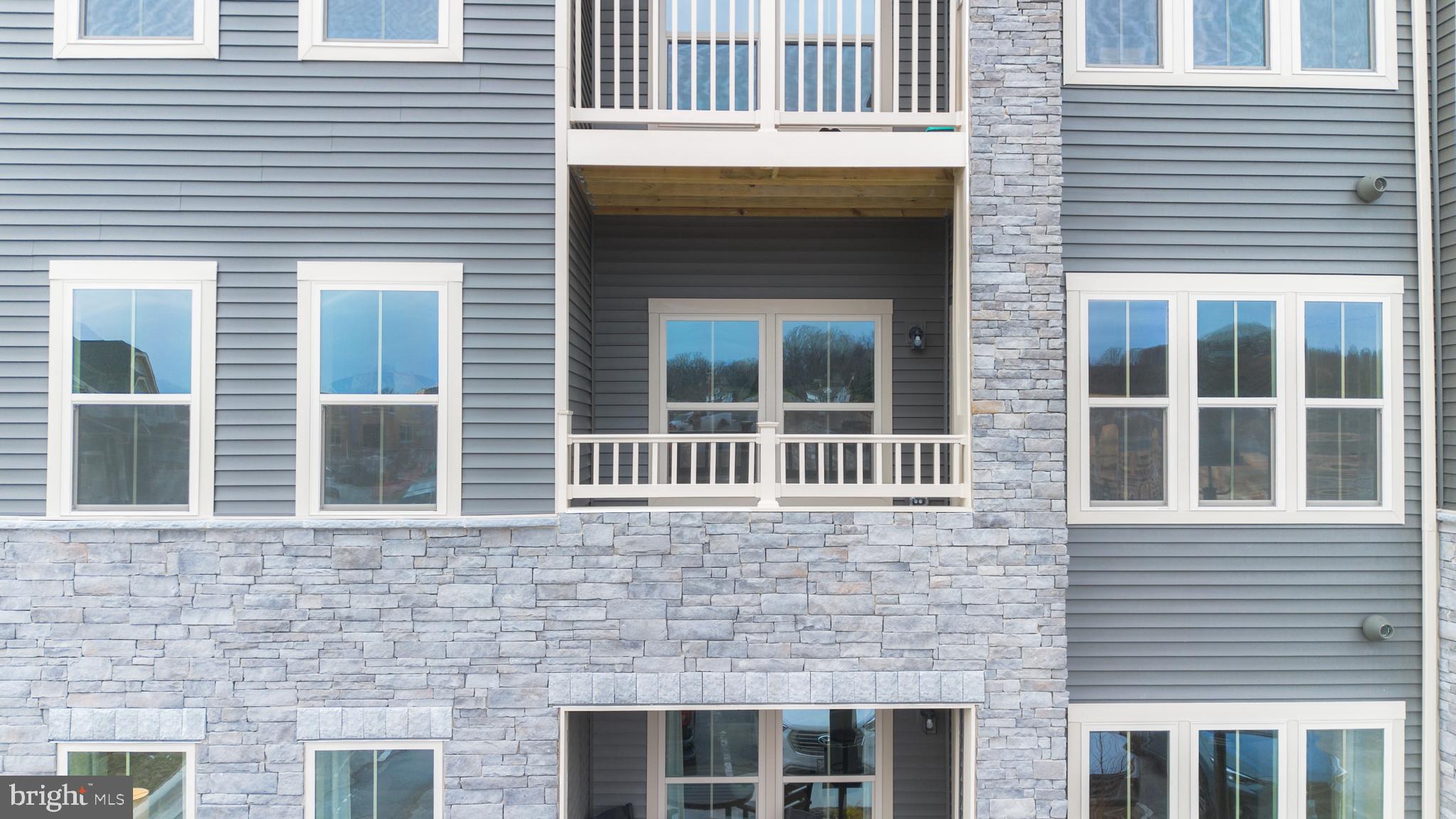 CROMWELL - Residential