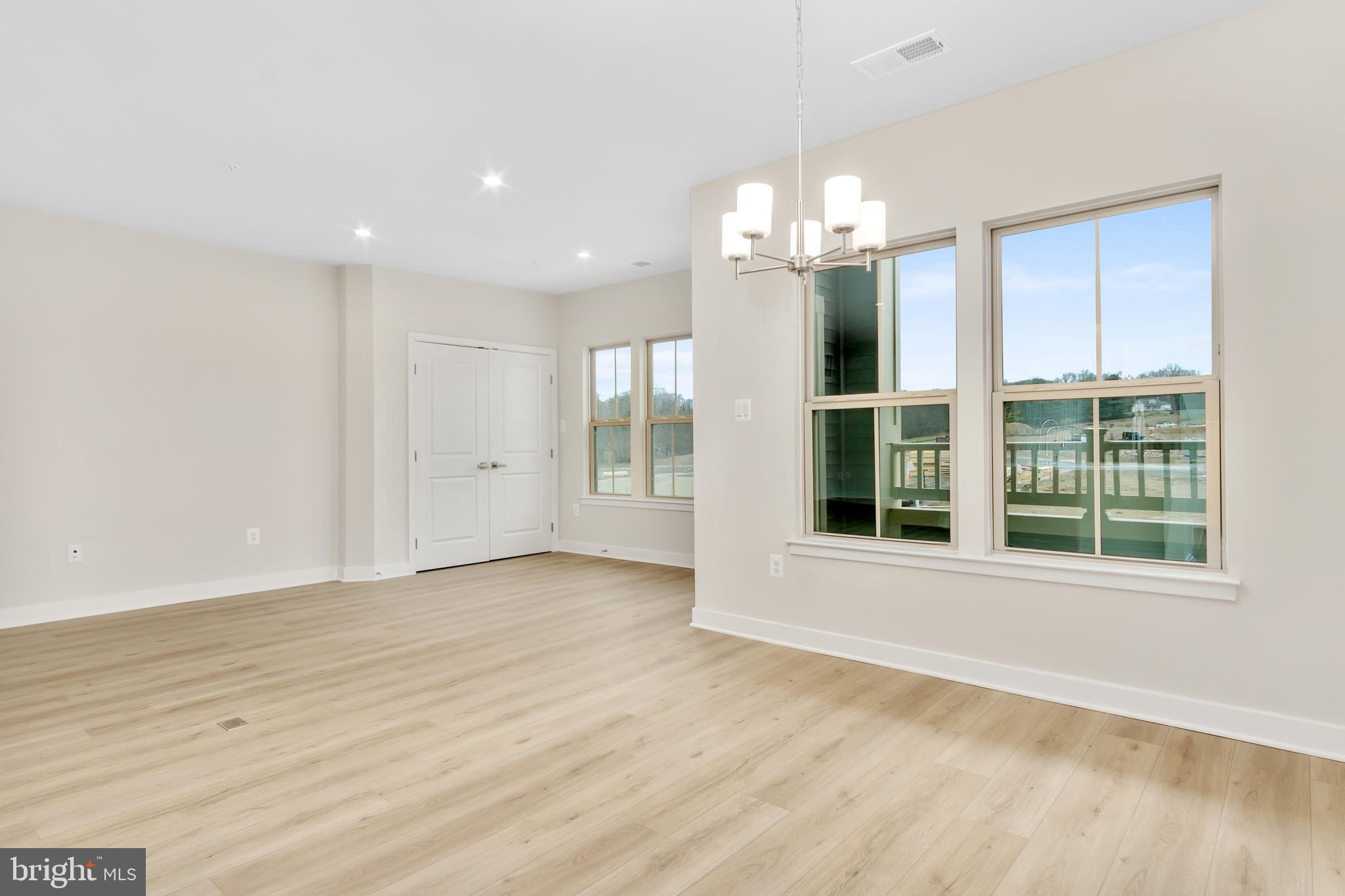 CROMWELL - Residential