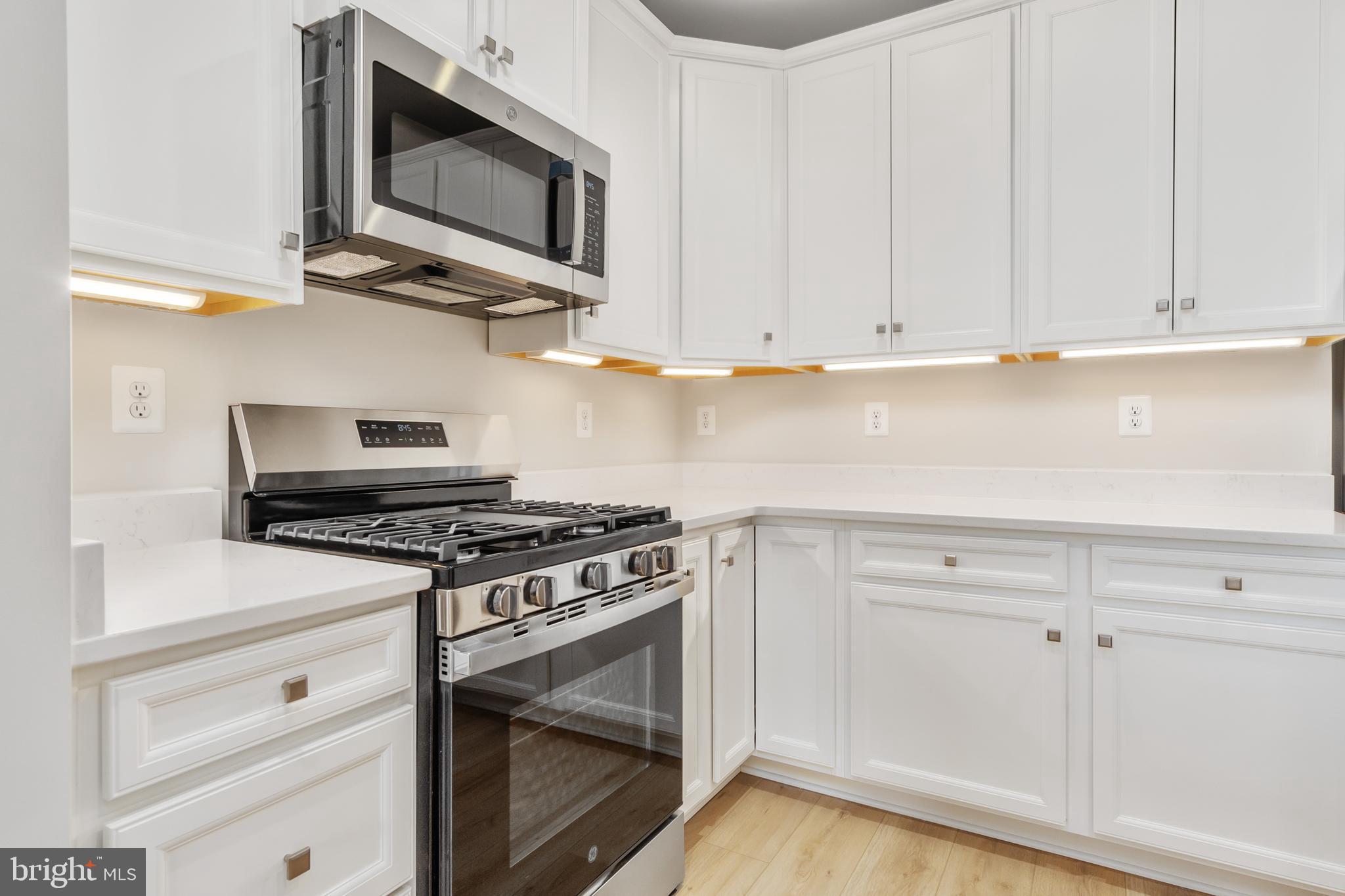 CROMWELL - Residential