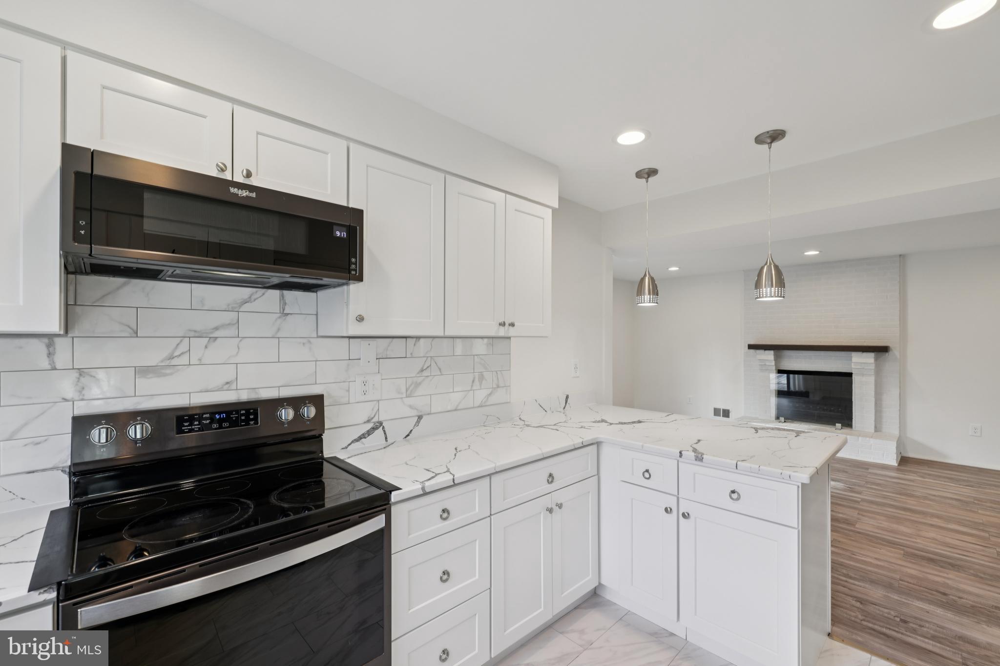 OAKLAND MILLS - Residential