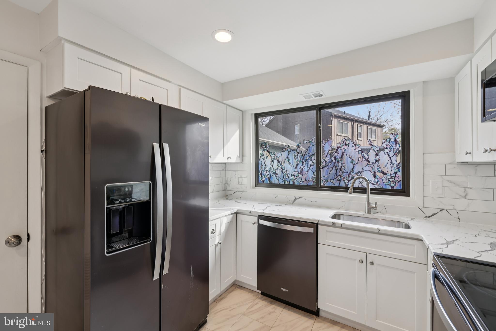 OAKLAND MILLS - Residential