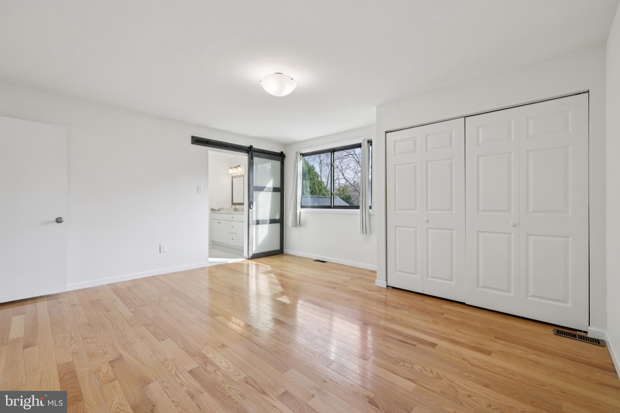 OAKLAND MILLS - Residential