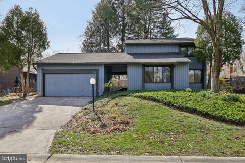 Photo of 5161 Scarecrow Court, COLUMBIA, MD 21045 (MLS # MDHW2064954)