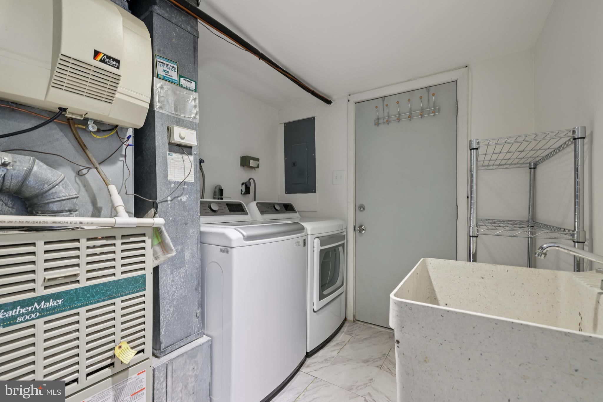 OAKLAND MILLS - Residential