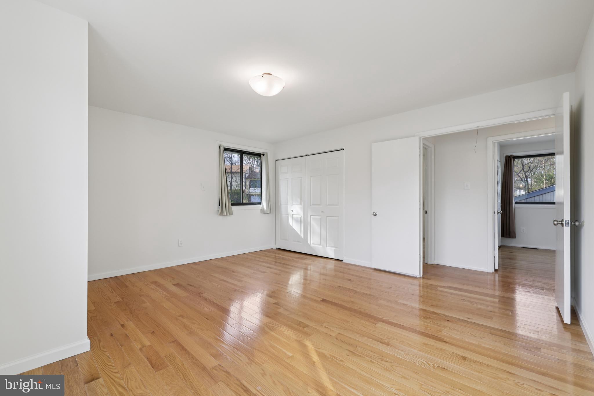 OAKLAND MILLS - Residential