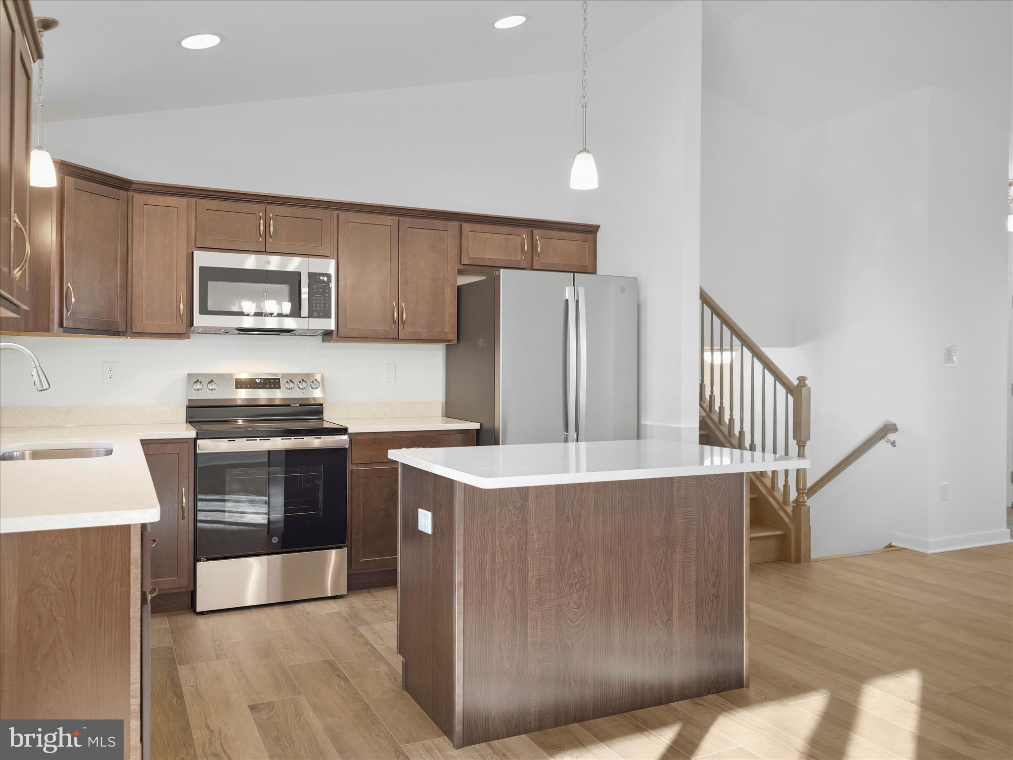 CEDARBROOK - Residential