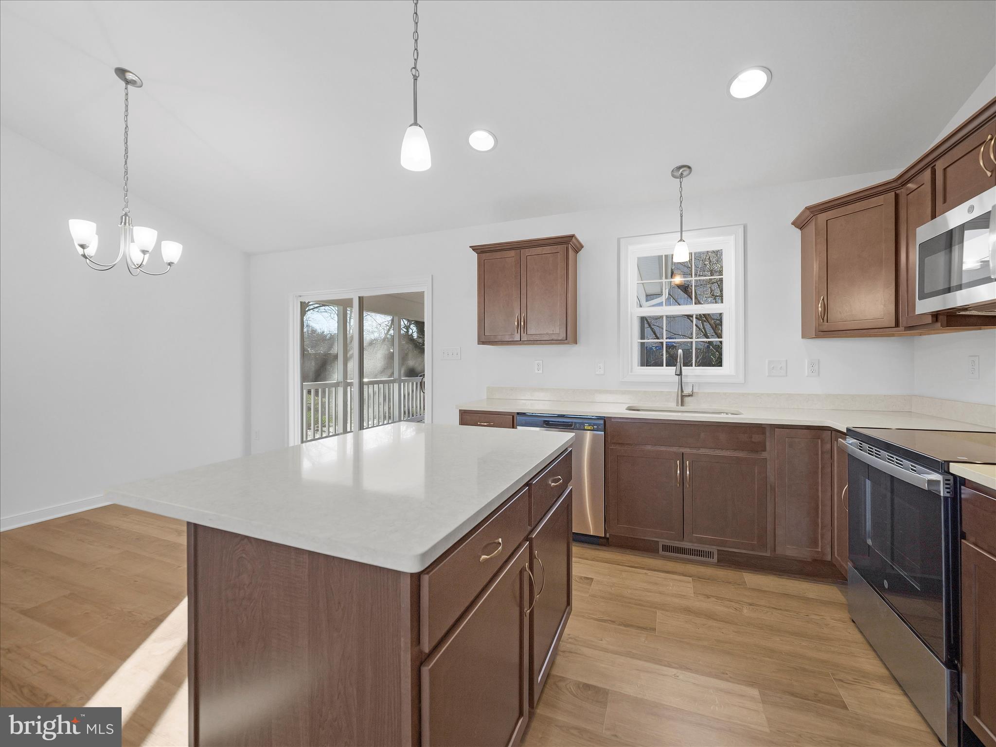 CEDARBROOK - Residential