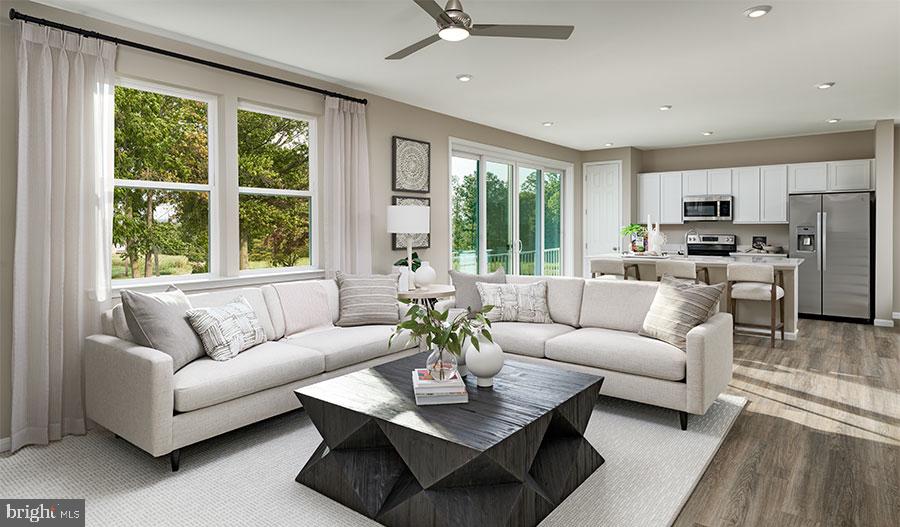 WILDERNESS SHORES - Residential