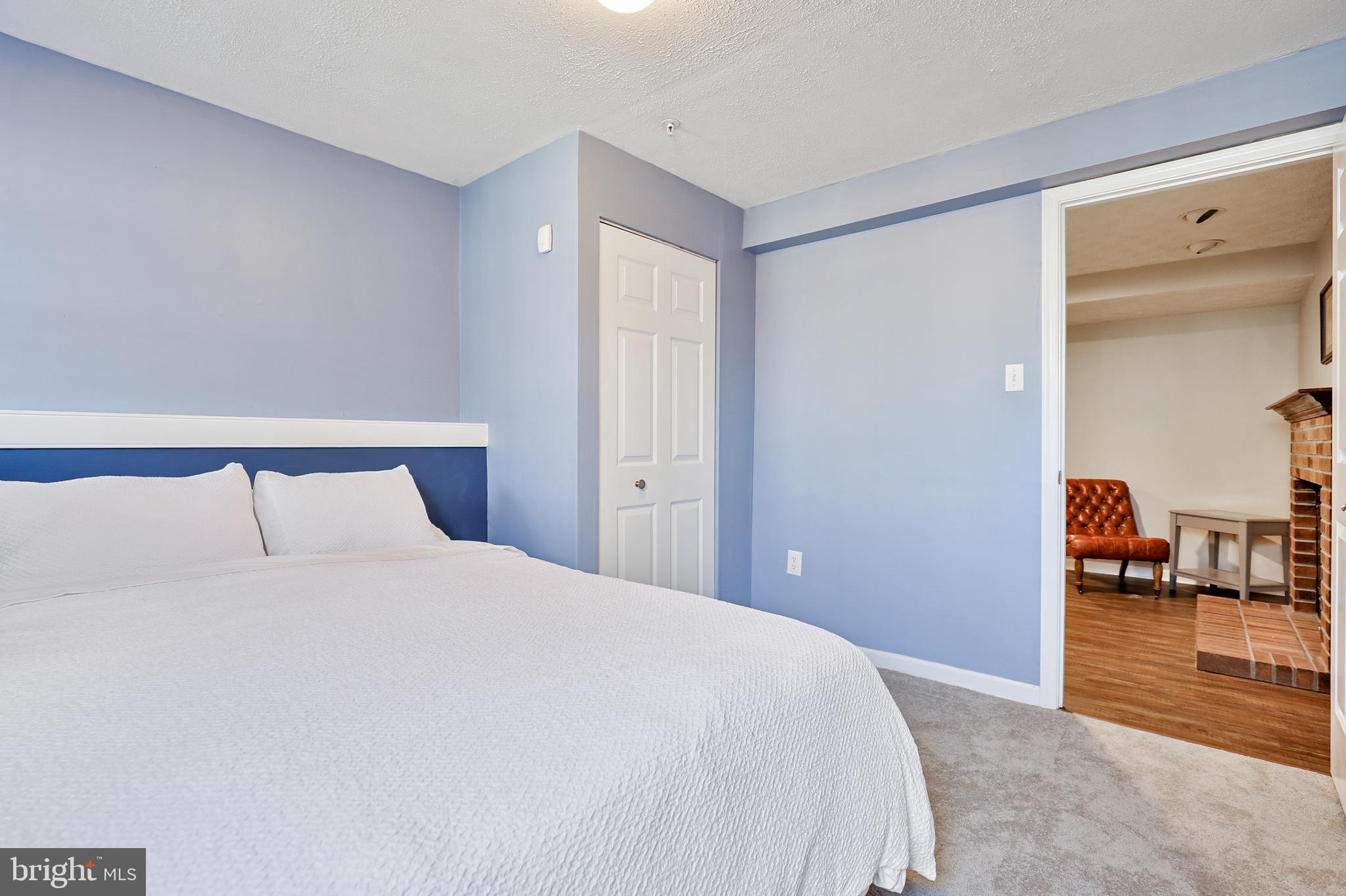 PINEY ORCHARD - Residential