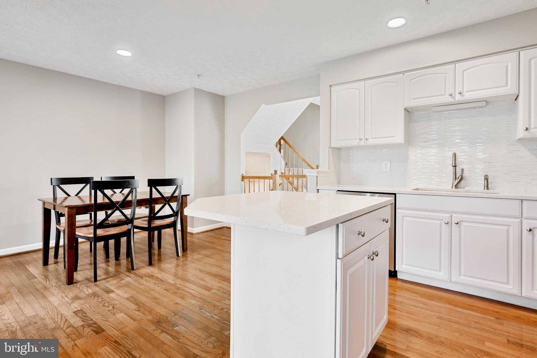 PINEY ORCHARD - Residential