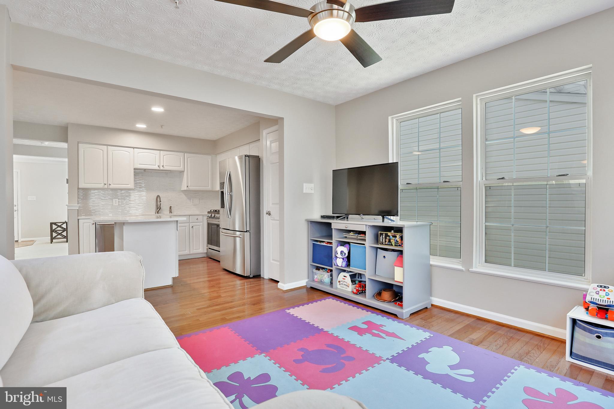 PINEY ORCHARD - Residential