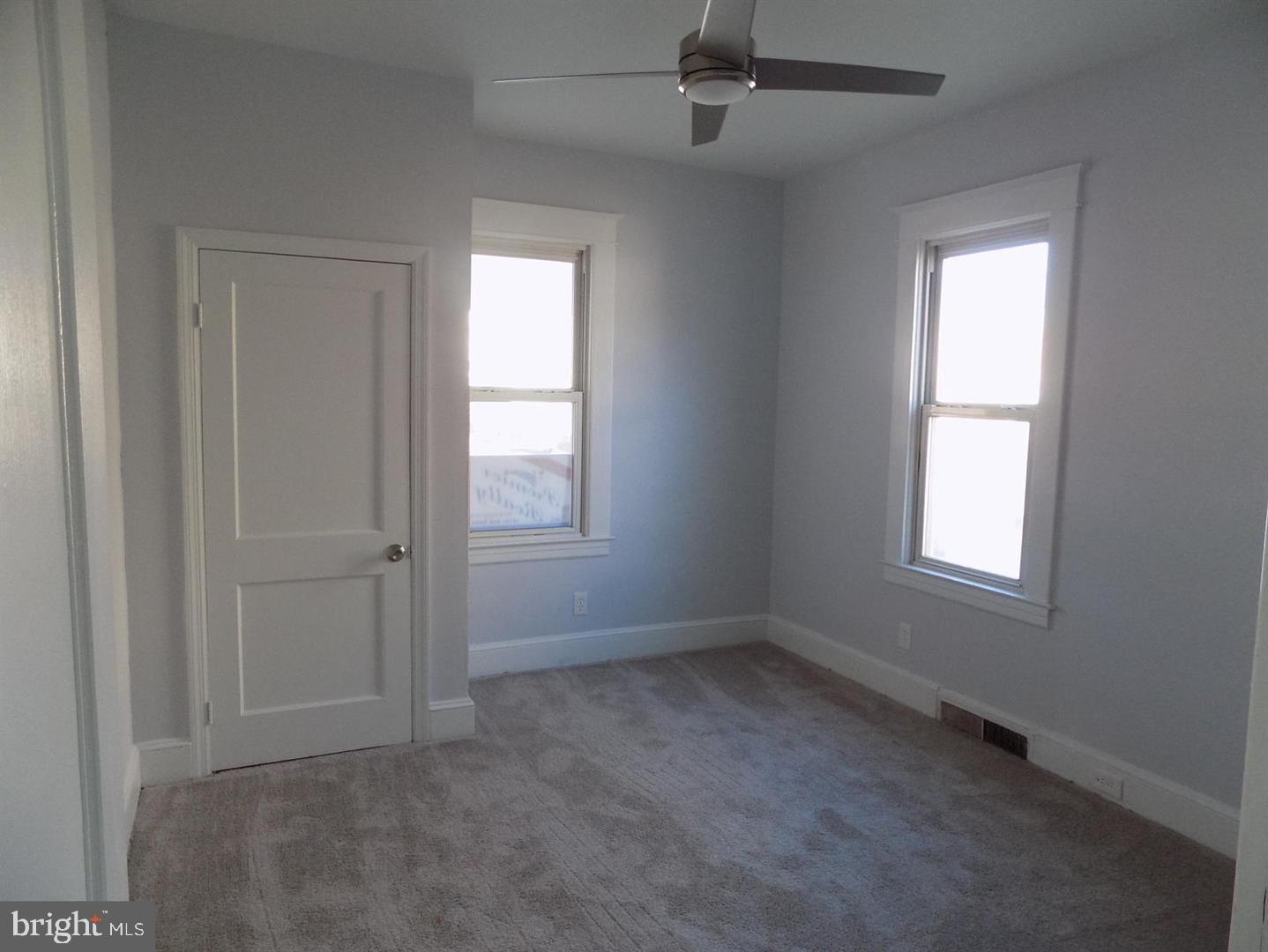 LANDSDOWNE - Residential