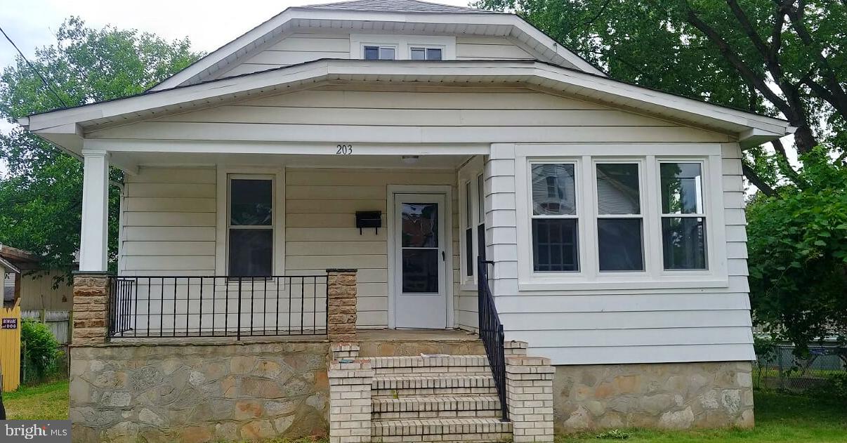 LANDSDOWNE - Residential