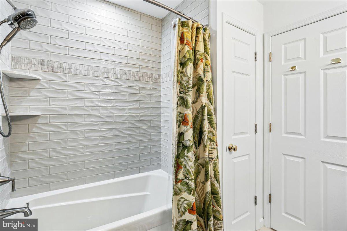 CABIN BRANCH FARM - Residential