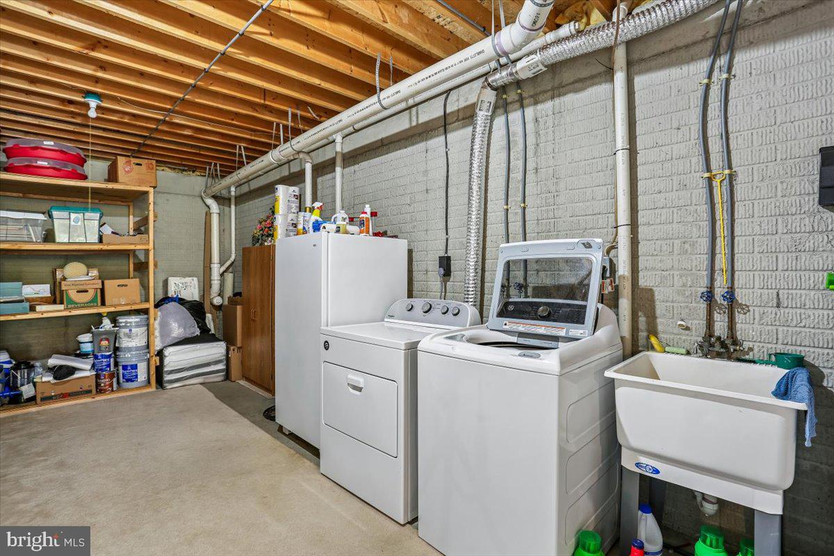 CABIN BRANCH FARM - Residential